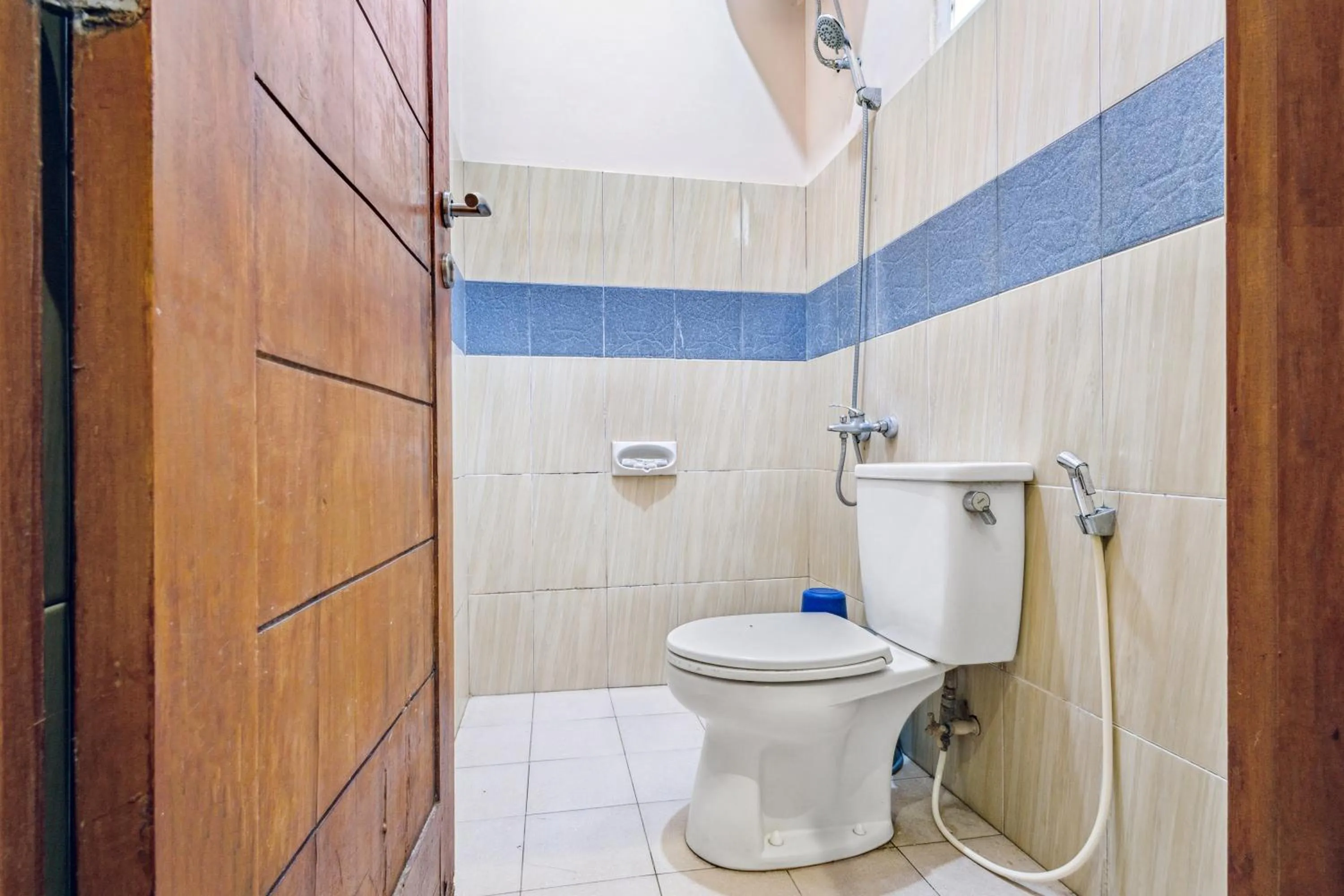 Bathroom in Sawarna Little Hula Hula