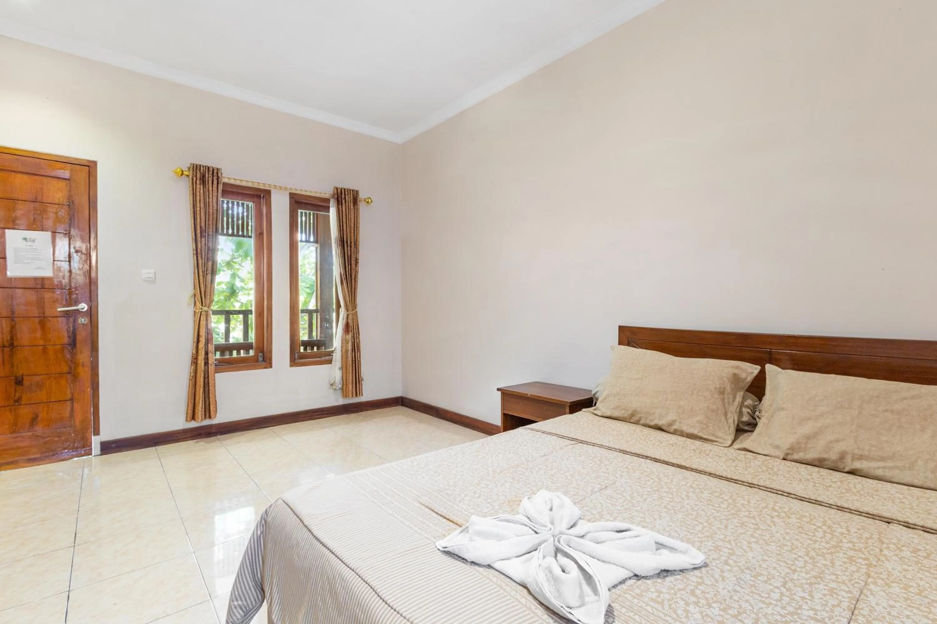 Bed in Sawarna Little Hula Hula