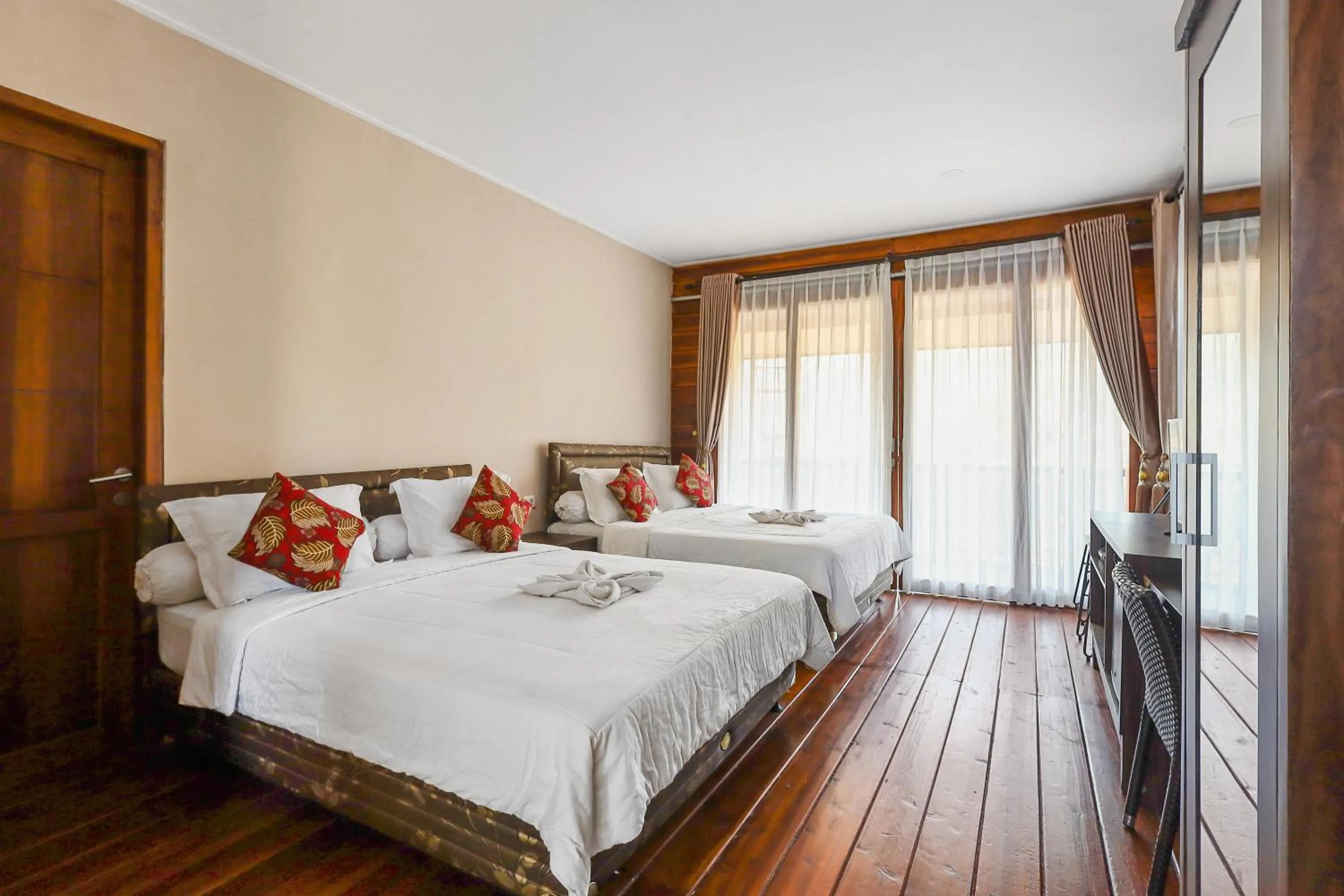 Bed in Sawarna Little Hula Hula