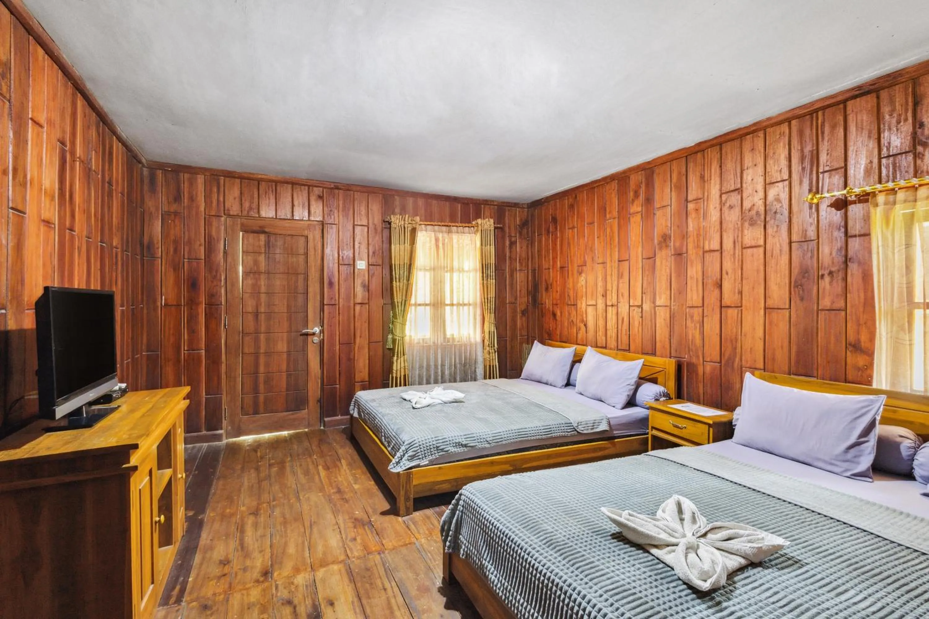 Bed in Sawarna Little Hula Hula