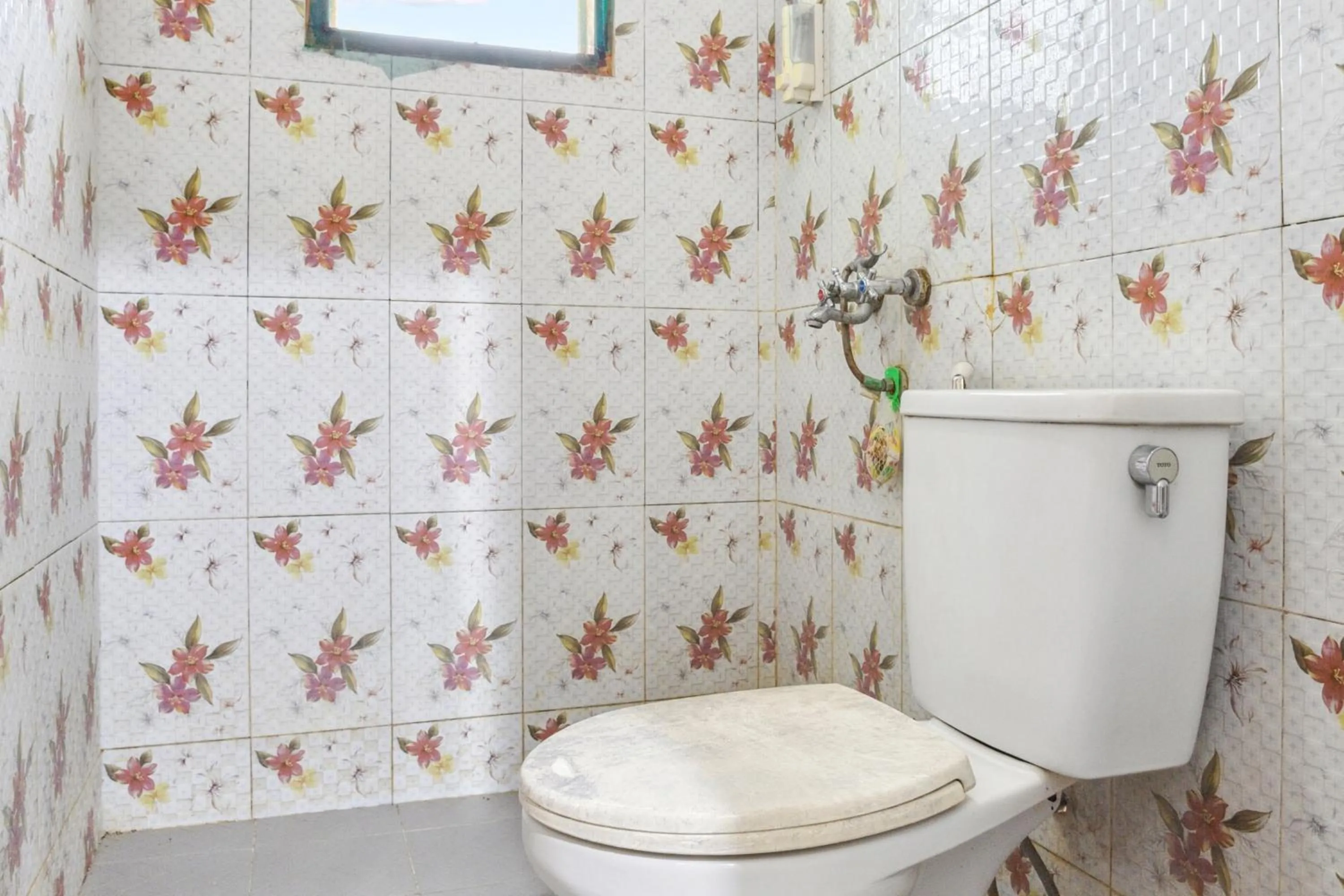 Bathroom in Sawarna Little Hula Hula