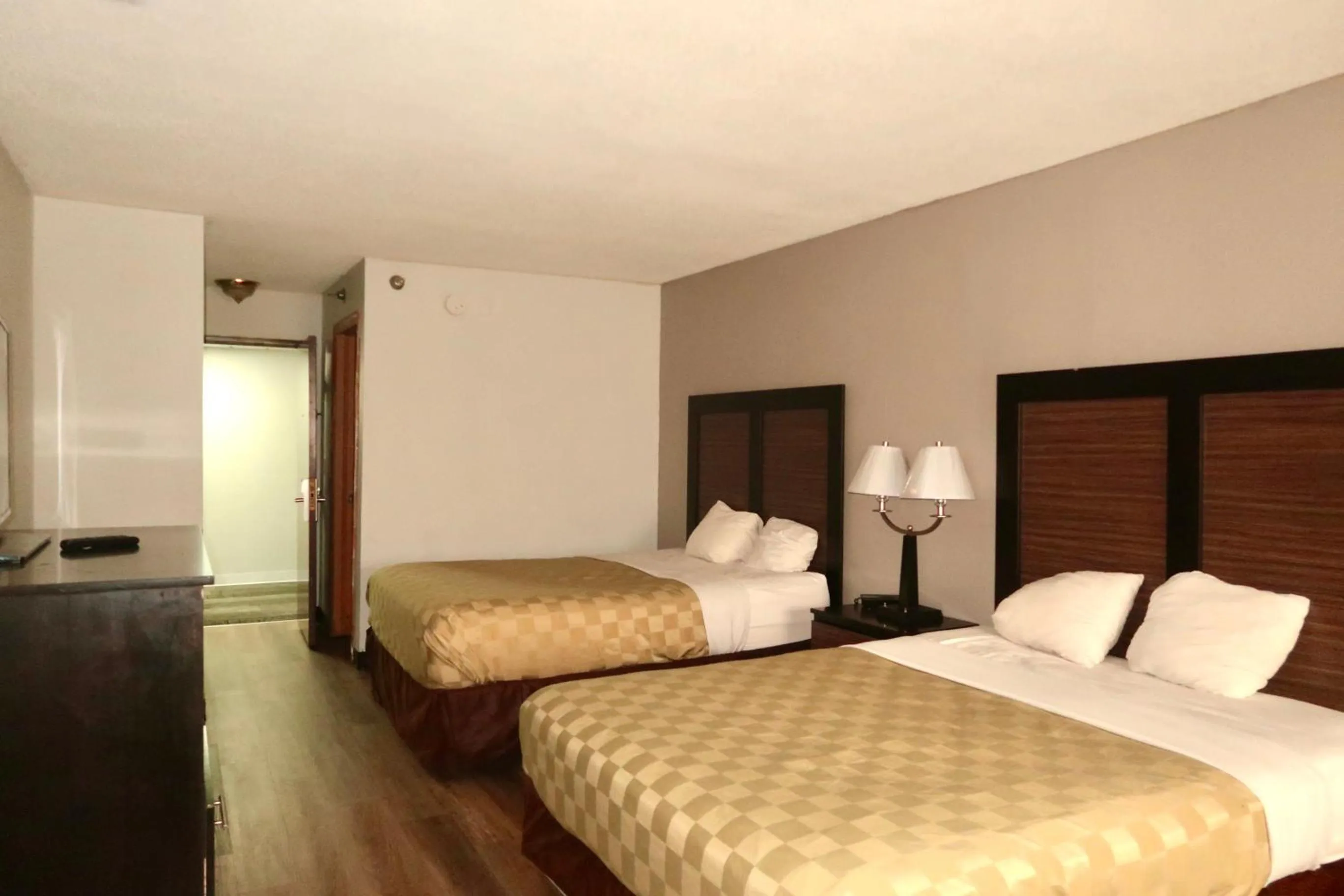 Bed in Motel 6 Elkhart, IN