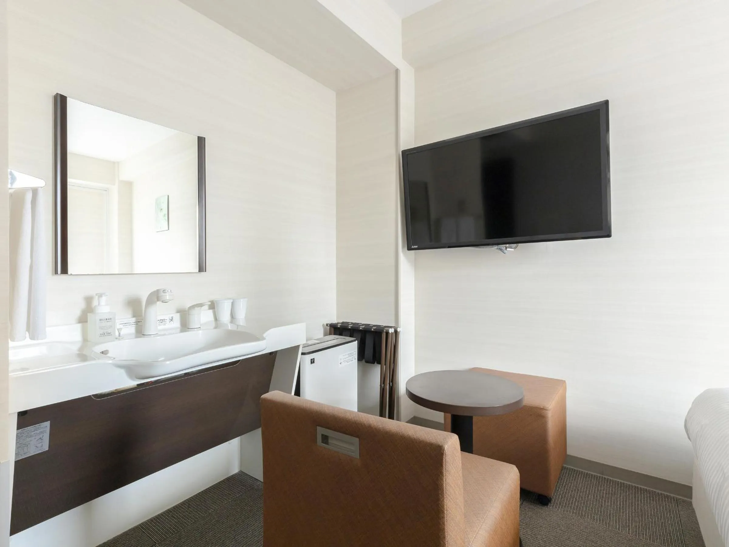 TV and multimedia in Vessel Inn Hiroshima Station