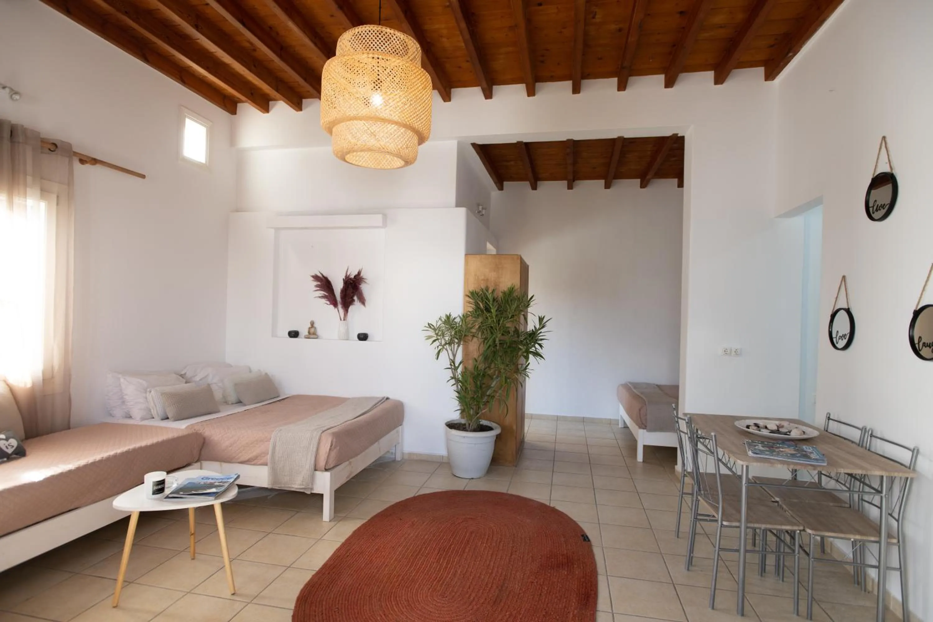 Bed in Dimelal Mykonos Town Apartments