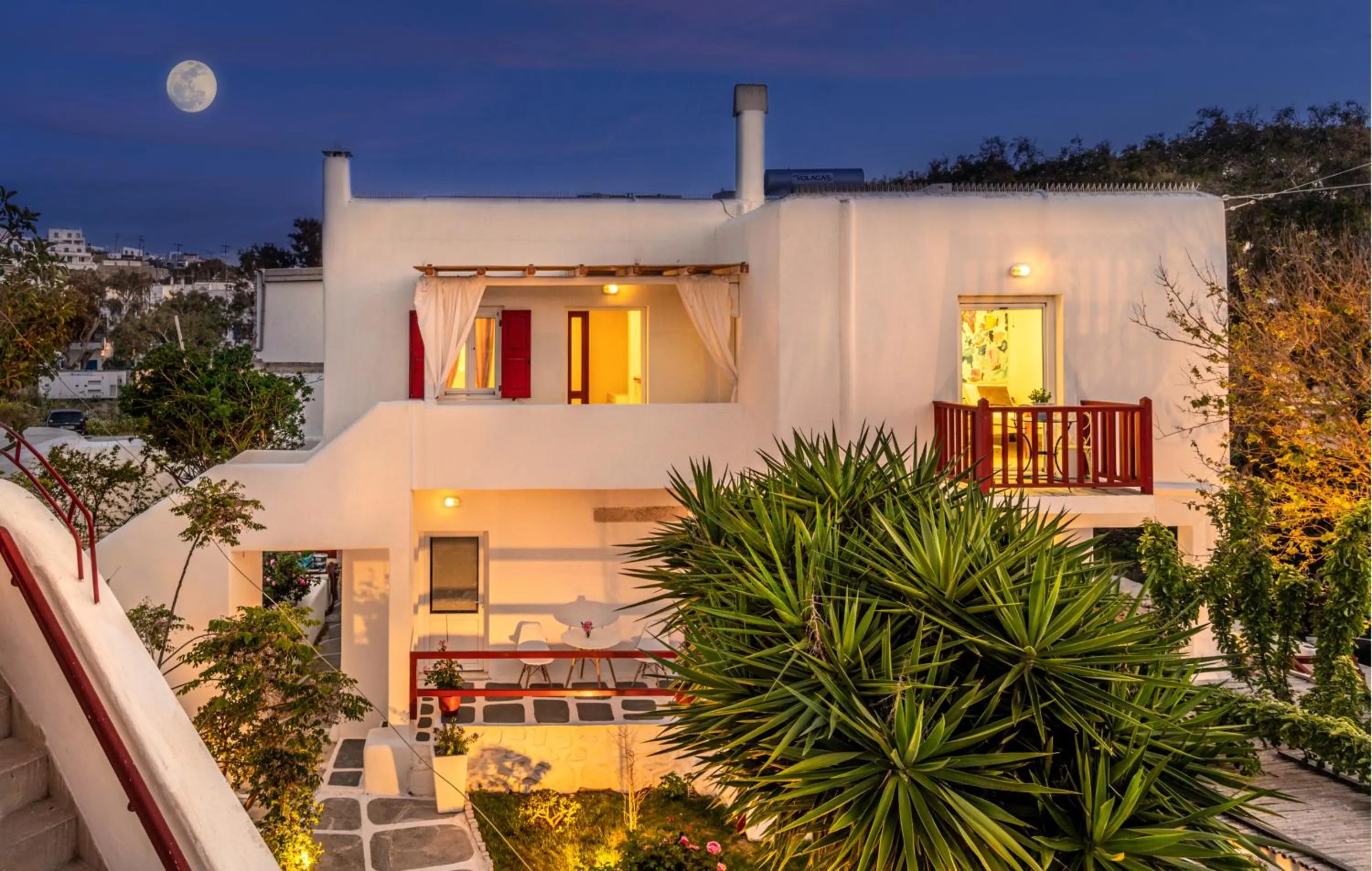 Triple Room in Dimelal Mykonos Town Apartments