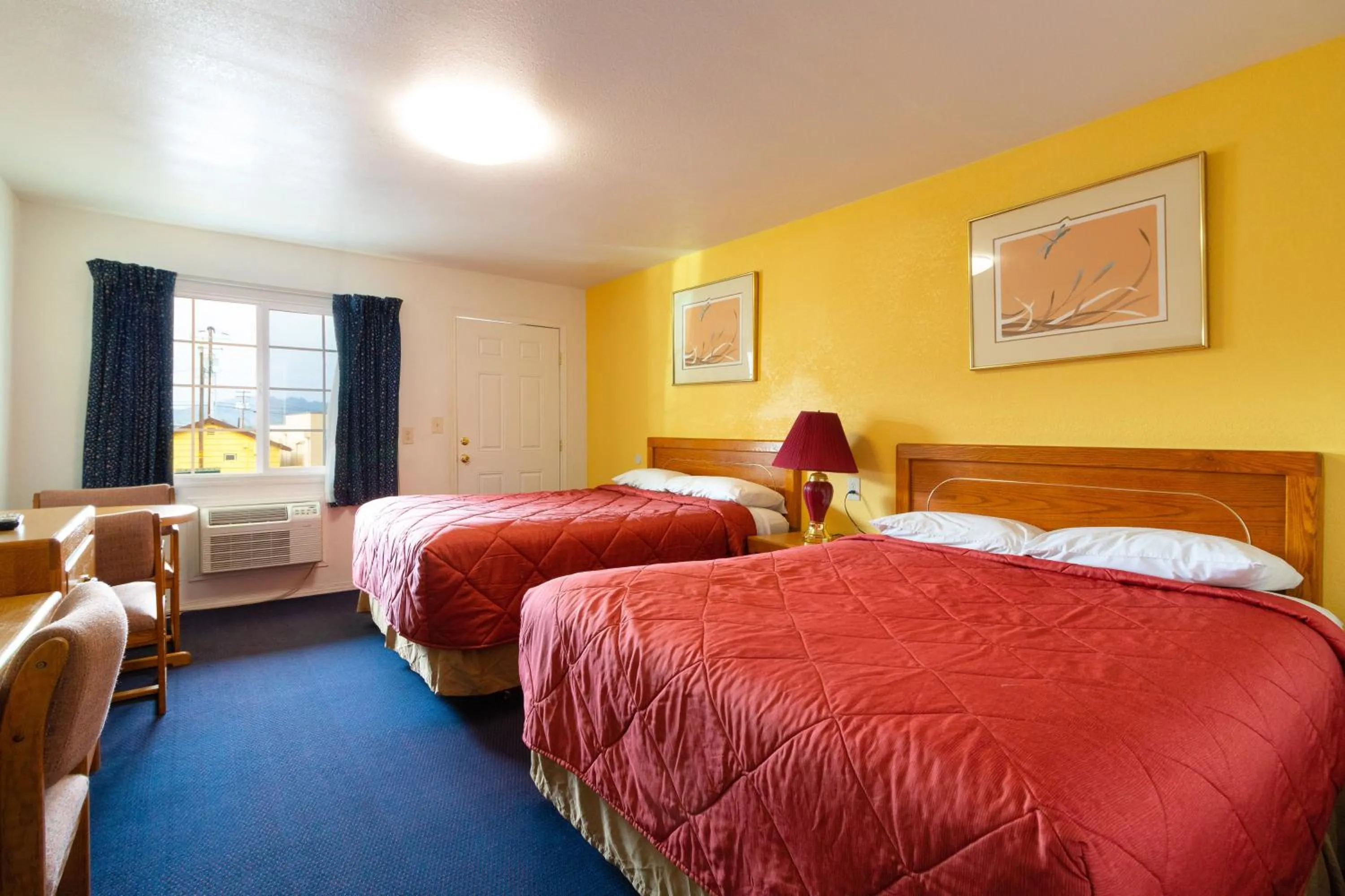 Roseburg Inn