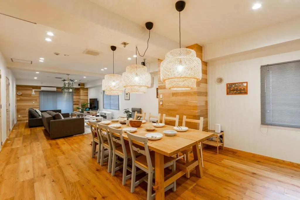 Dining area in THE EAST AVENUE