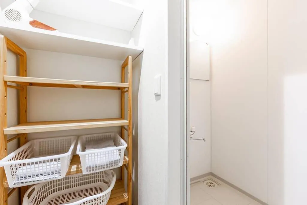 Bathroom, Bed in THE EAST AVENUE