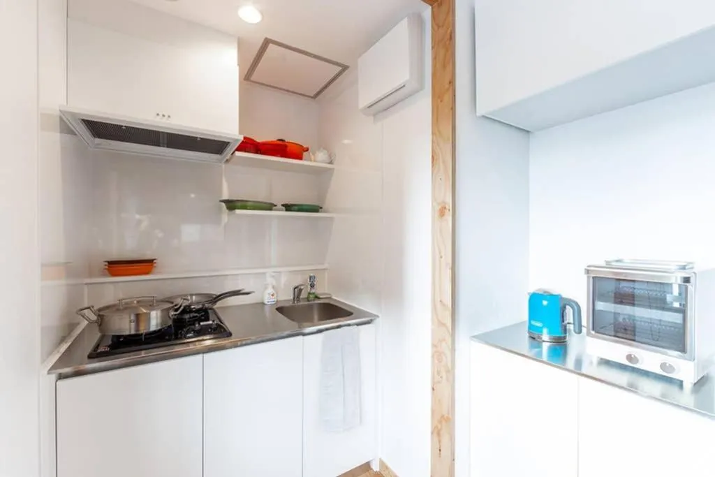 Kitchen or kitchenette in THE EAST AVENUE