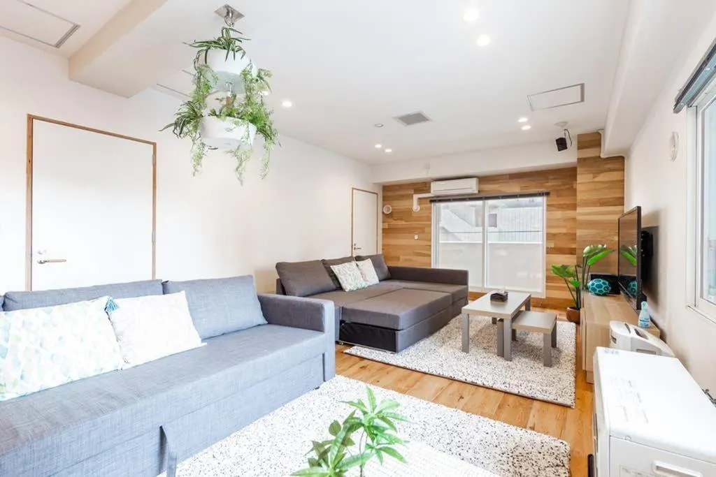 Living room in THE EAST AVENUE