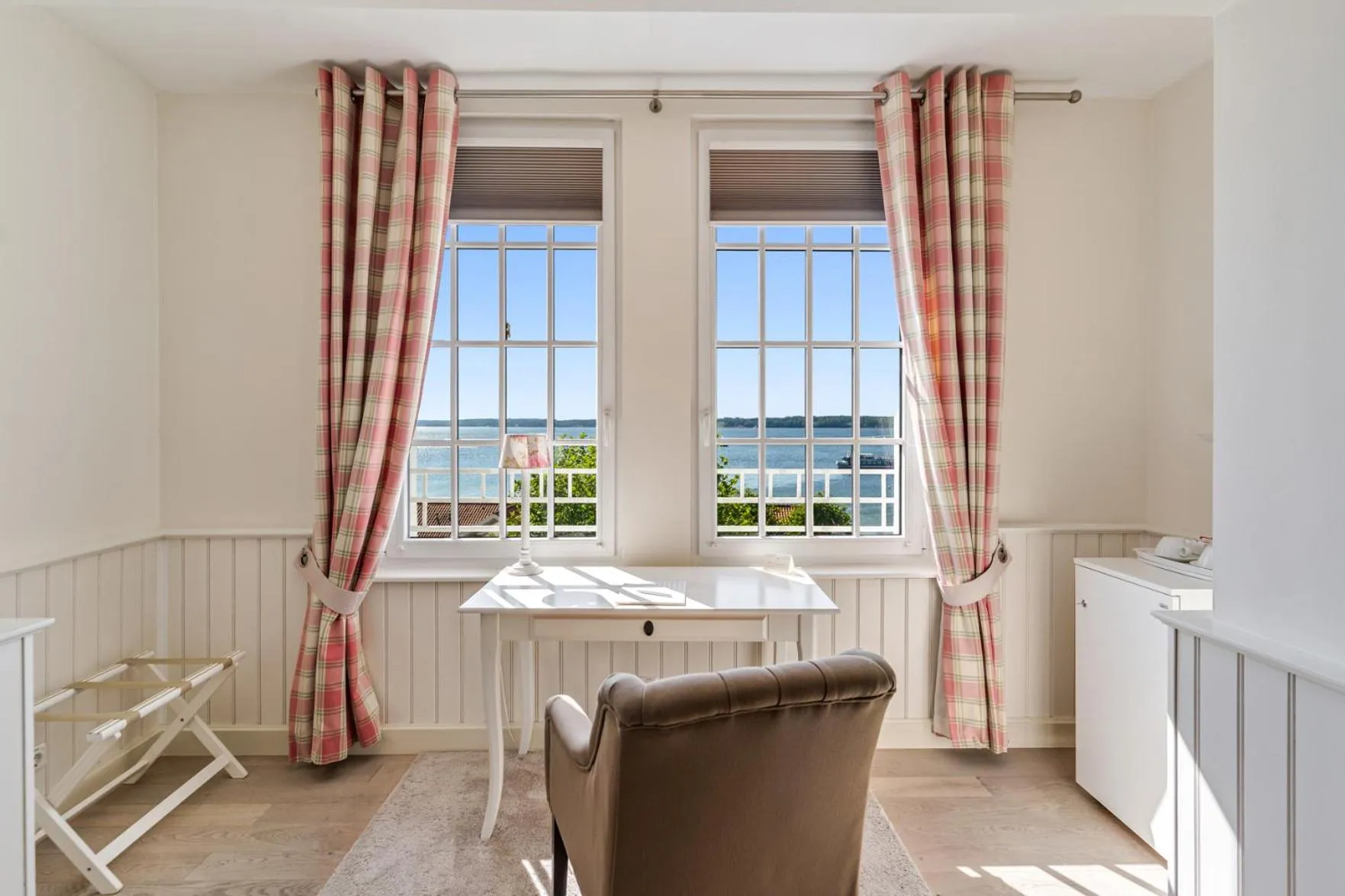 Seating area in Strandhotel Glücksburg