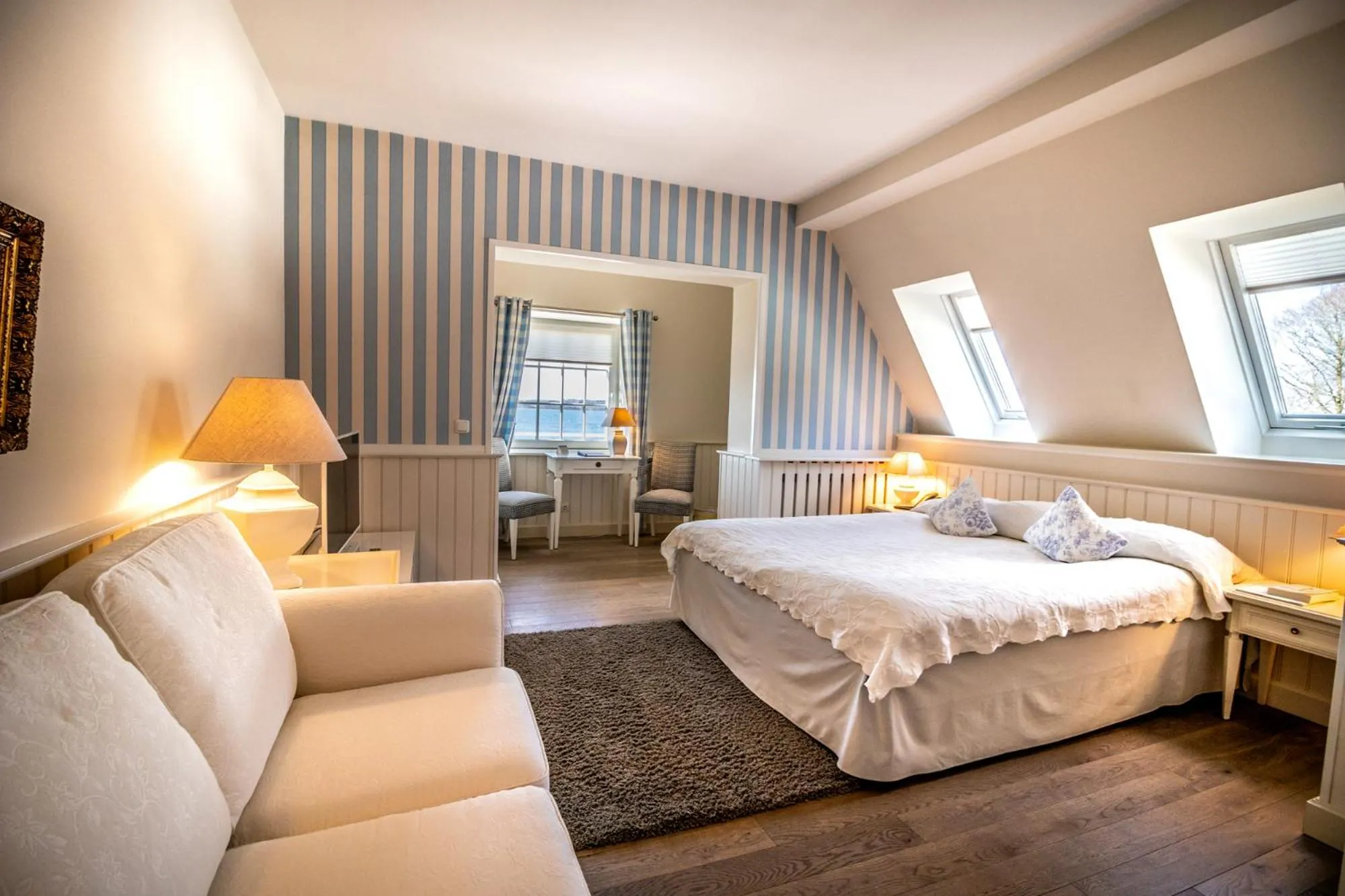 Bed in Strandhotel Glücksburg