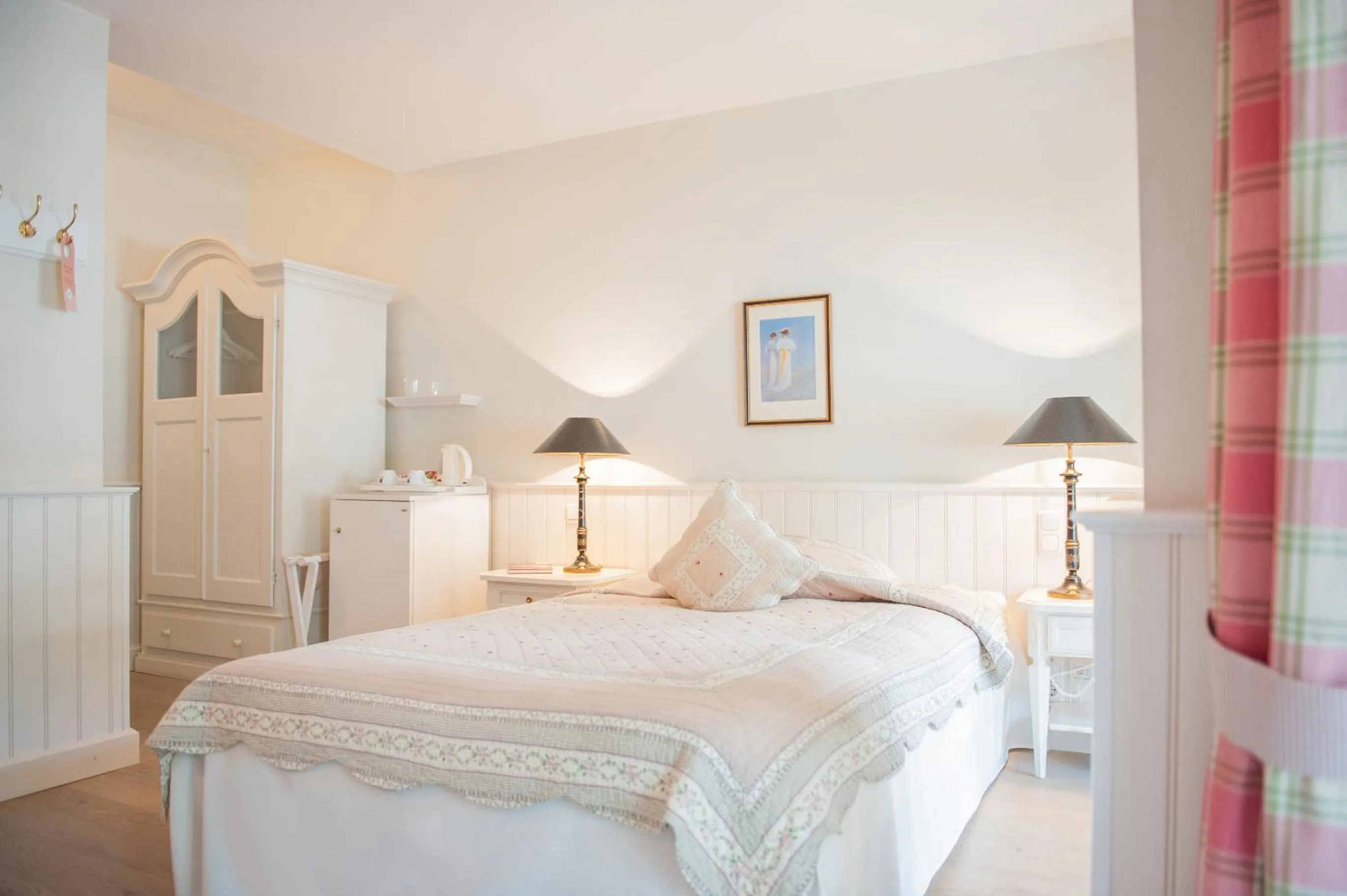 Bed in Strandhotel Glücksburg