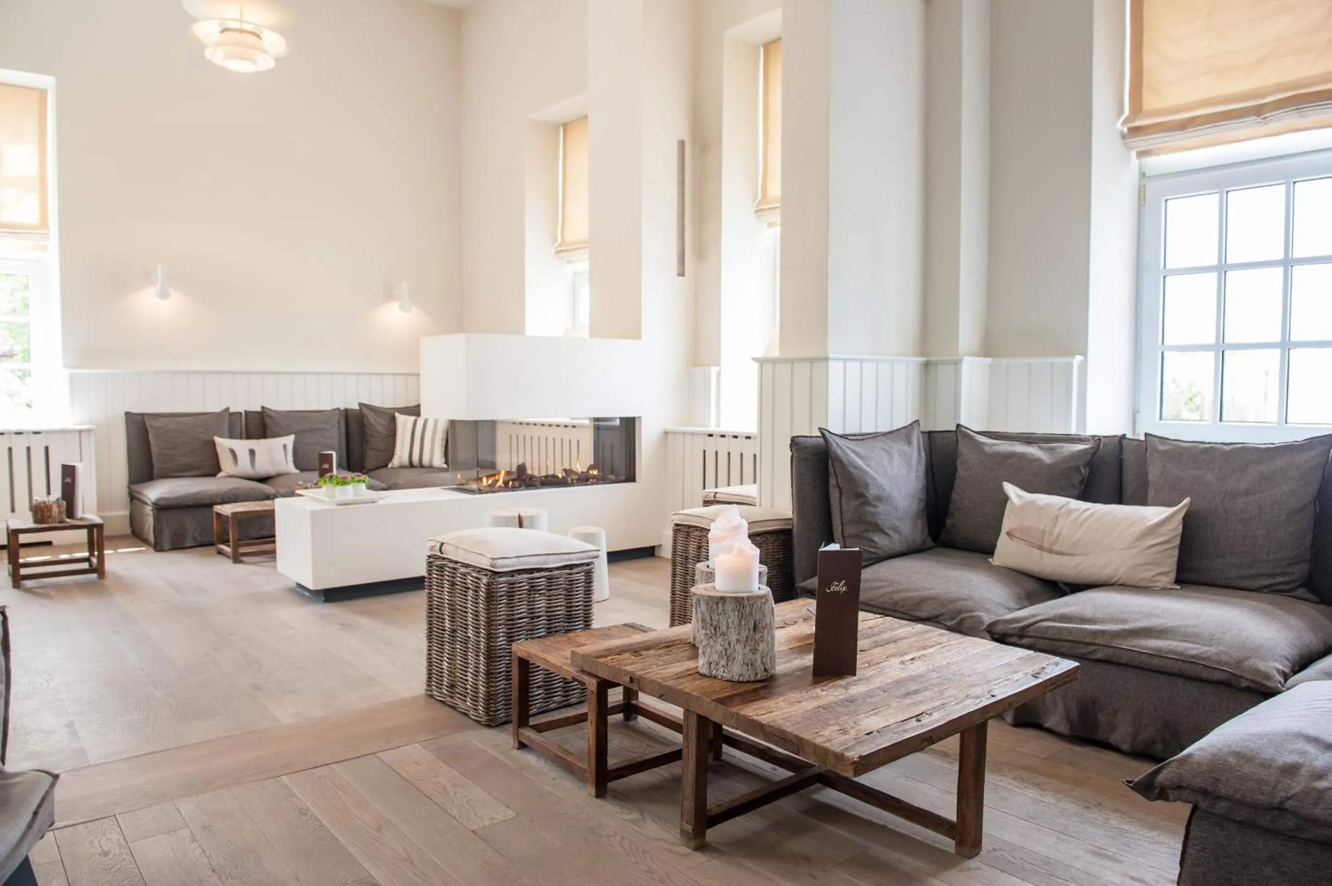 Lobby or reception in Strandhotel Glücksburg