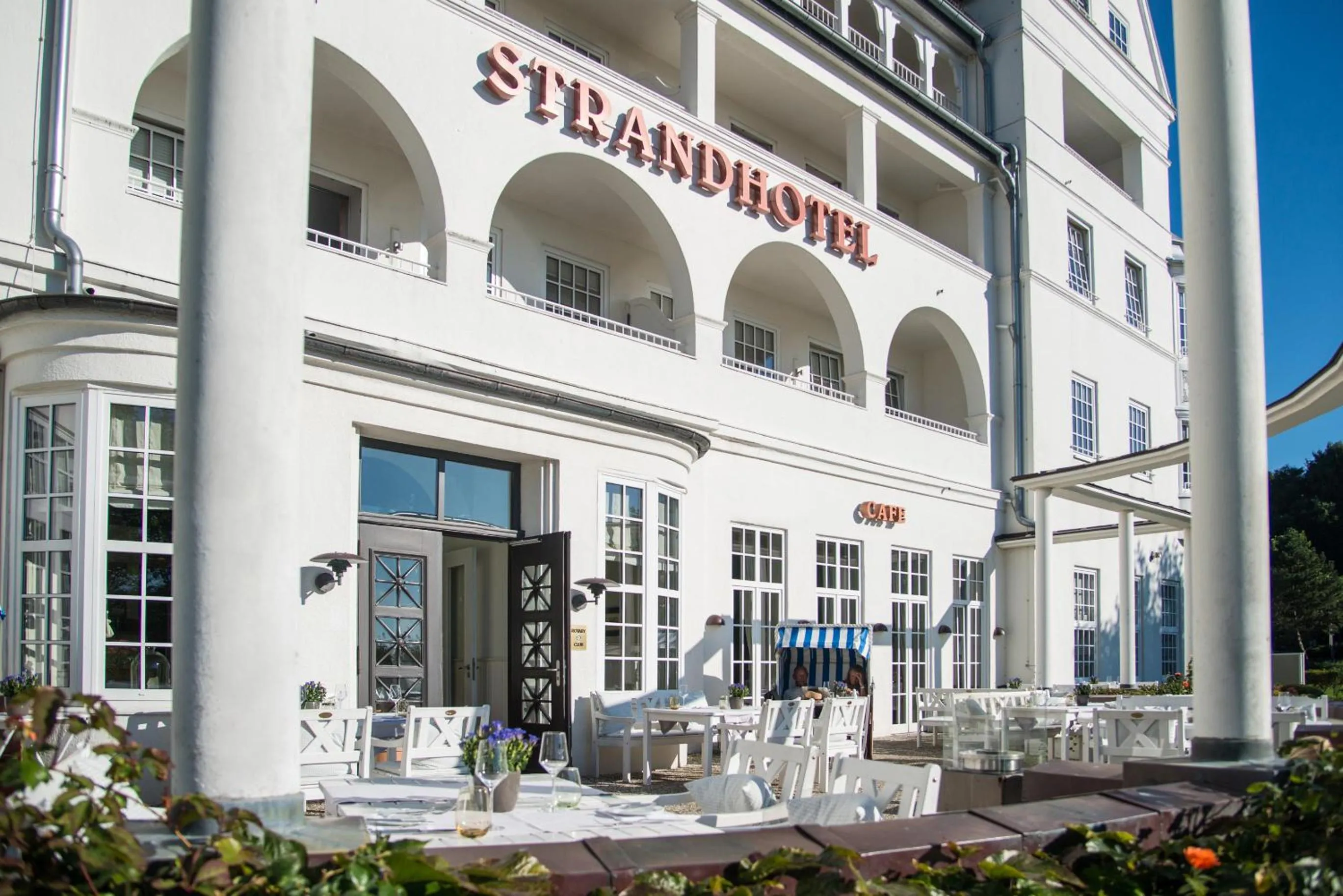 Facade/entrance in Strandhotel Glücksburg