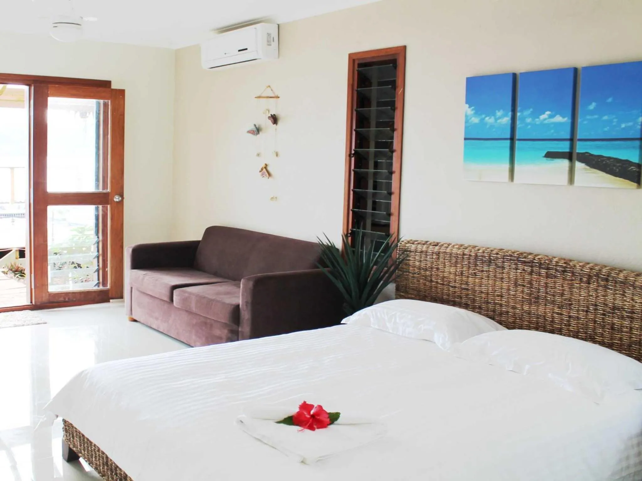 Day, Bed in Vanuatu Beachfront Apartments