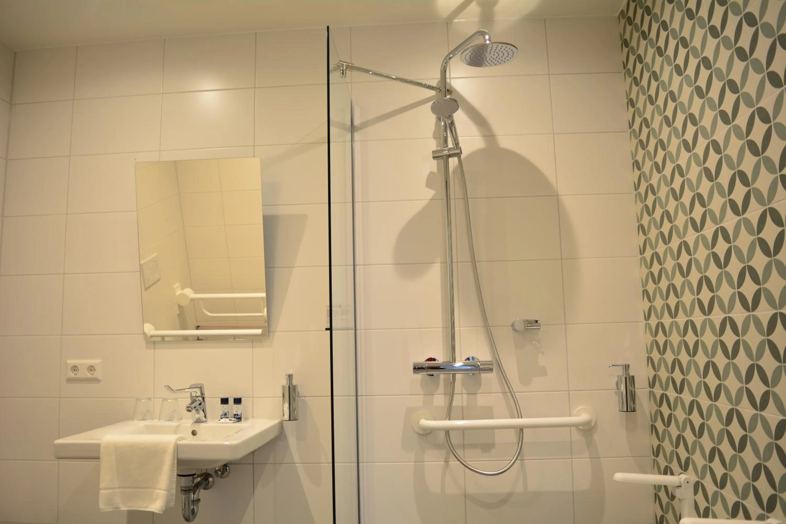 Shower in Fletcher Strandhotel Haamstede