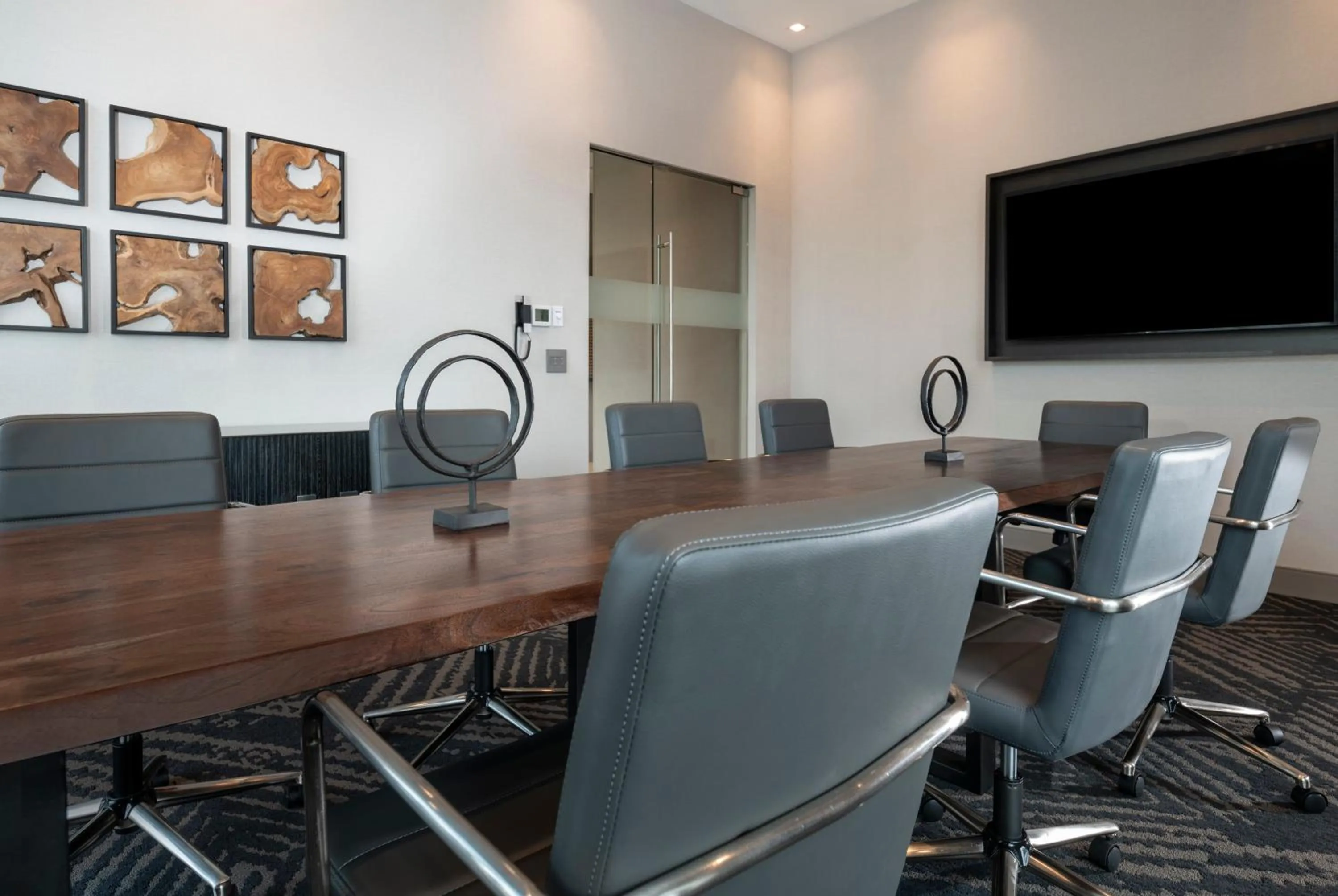 Meeting/conference room in Staybridge Suites - Boston Logan Airport - Revere by IHG