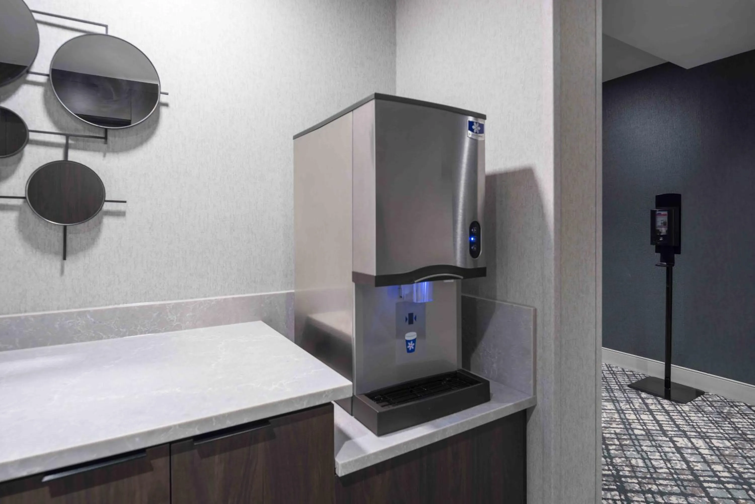 Area and facilities in Staybridge Suites - Boston Logan Airport - Revere by IHG