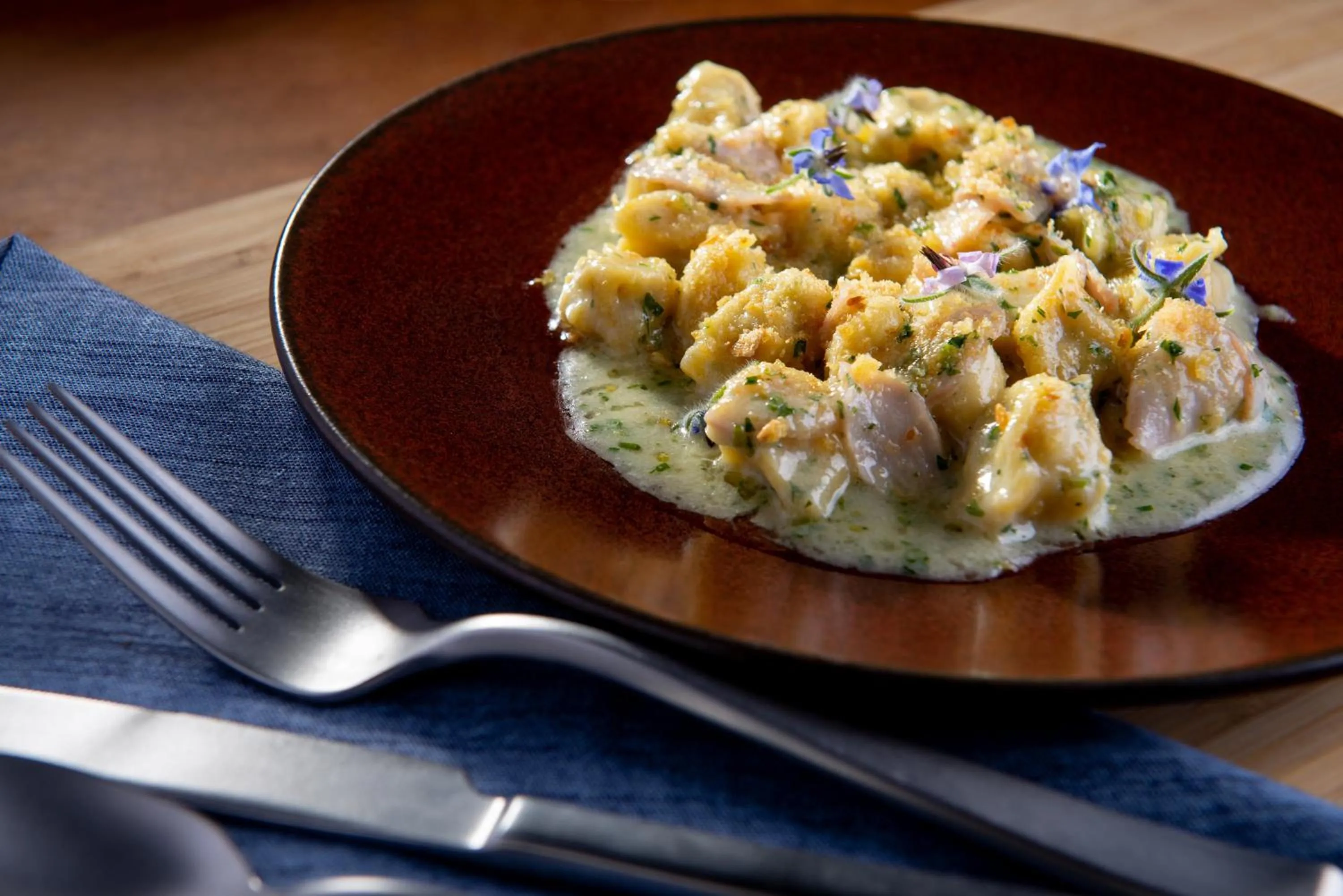 Restaurant/places to eat in Kimpton - Pittman Hotel by IHG