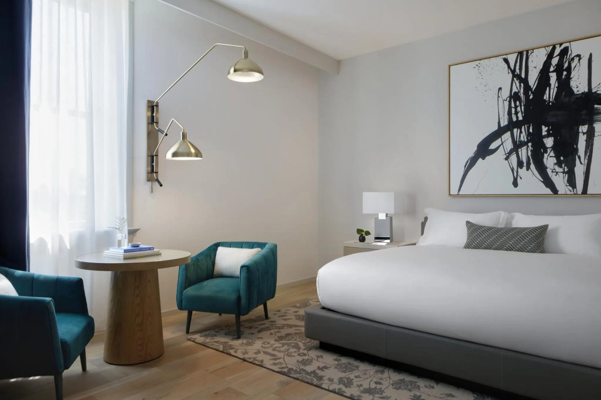 Photo of the whole room, Bed in Kimpton - Pittman Hotel by IHG