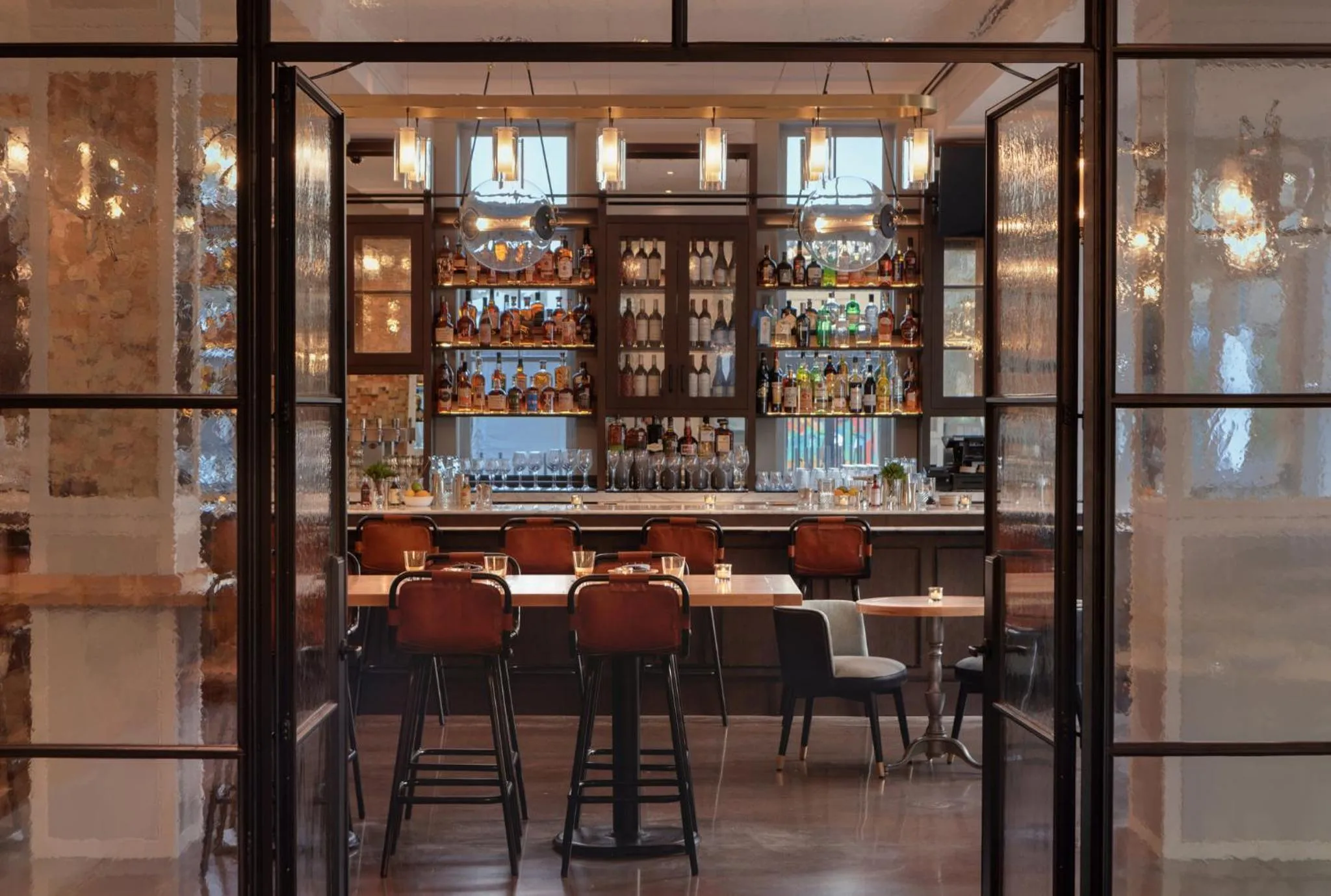 Restaurant/places to eat in Kimpton - Pittman Hotel by IHG