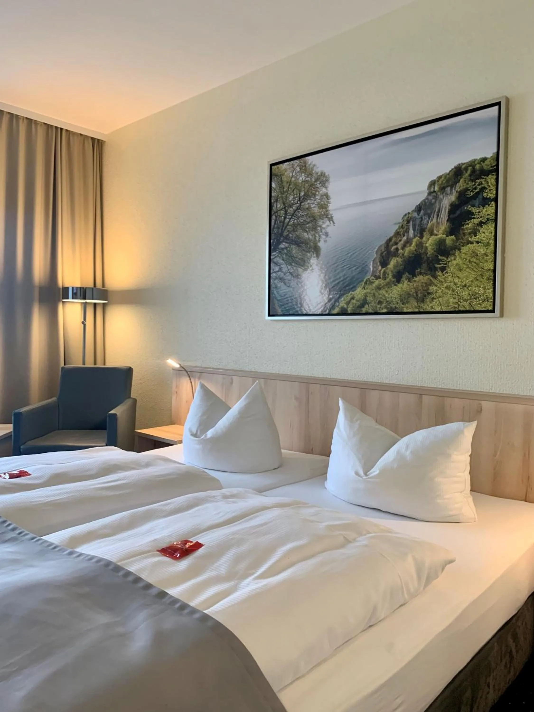 Bed in Kurhotel Sassnitz - das alte Seemannsheim