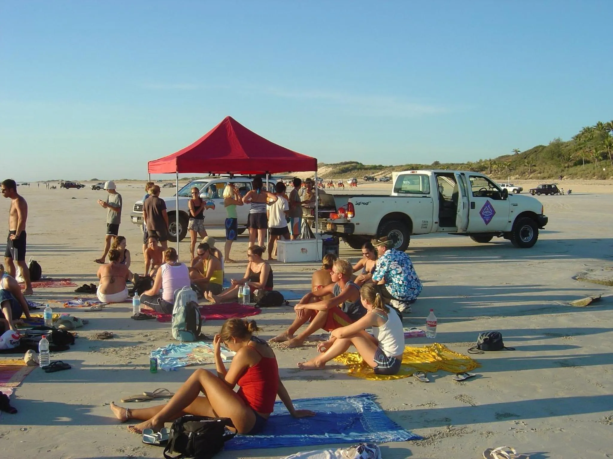 People in Cable Beach Backpackers