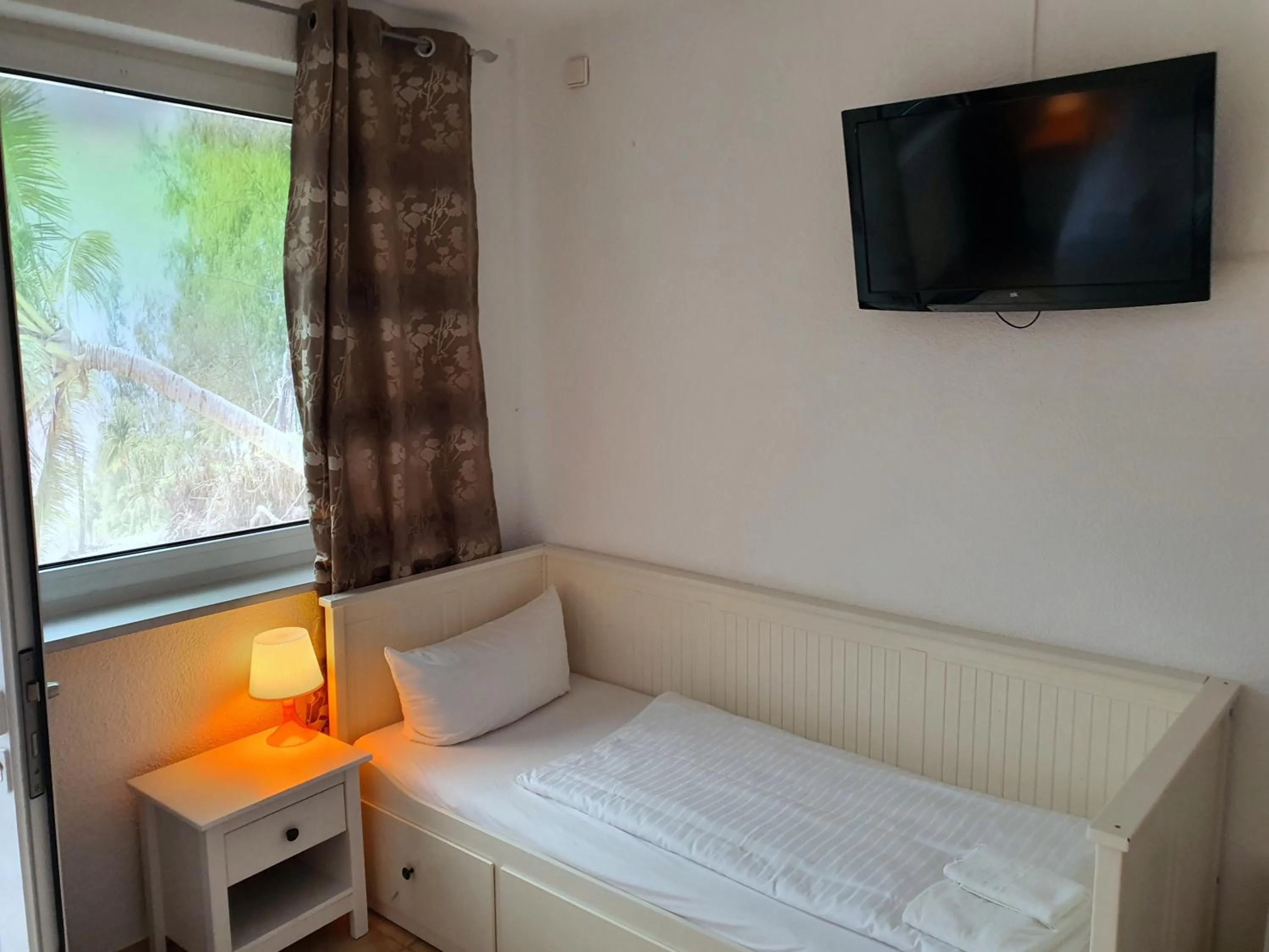 Bedroom, Bed in Gästehaus Parkblick