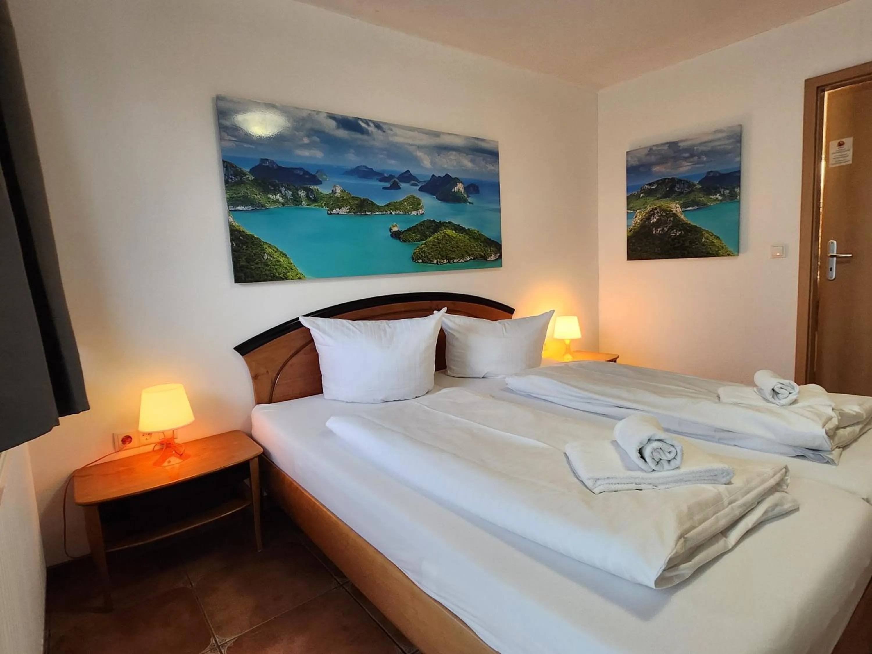 Photo of the whole room, Bed in Gästehaus Parkblick