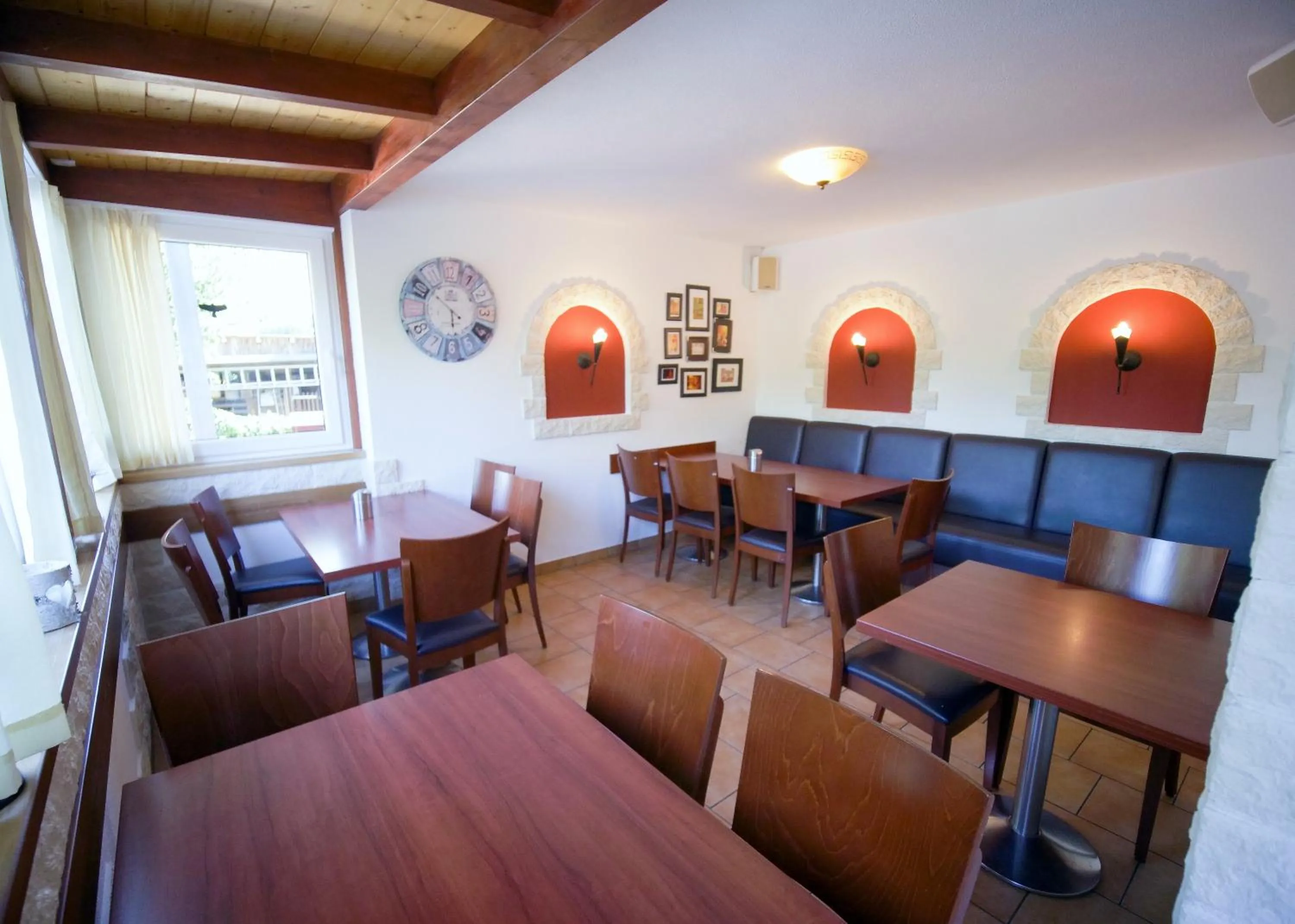 Restaurant/places to eat in Gästehaus Parkblick