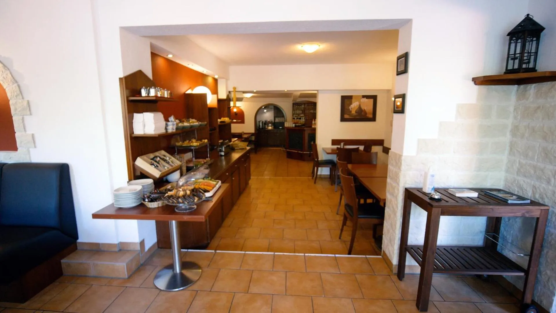 Restaurant/places to eat in Gästehaus Parkblick