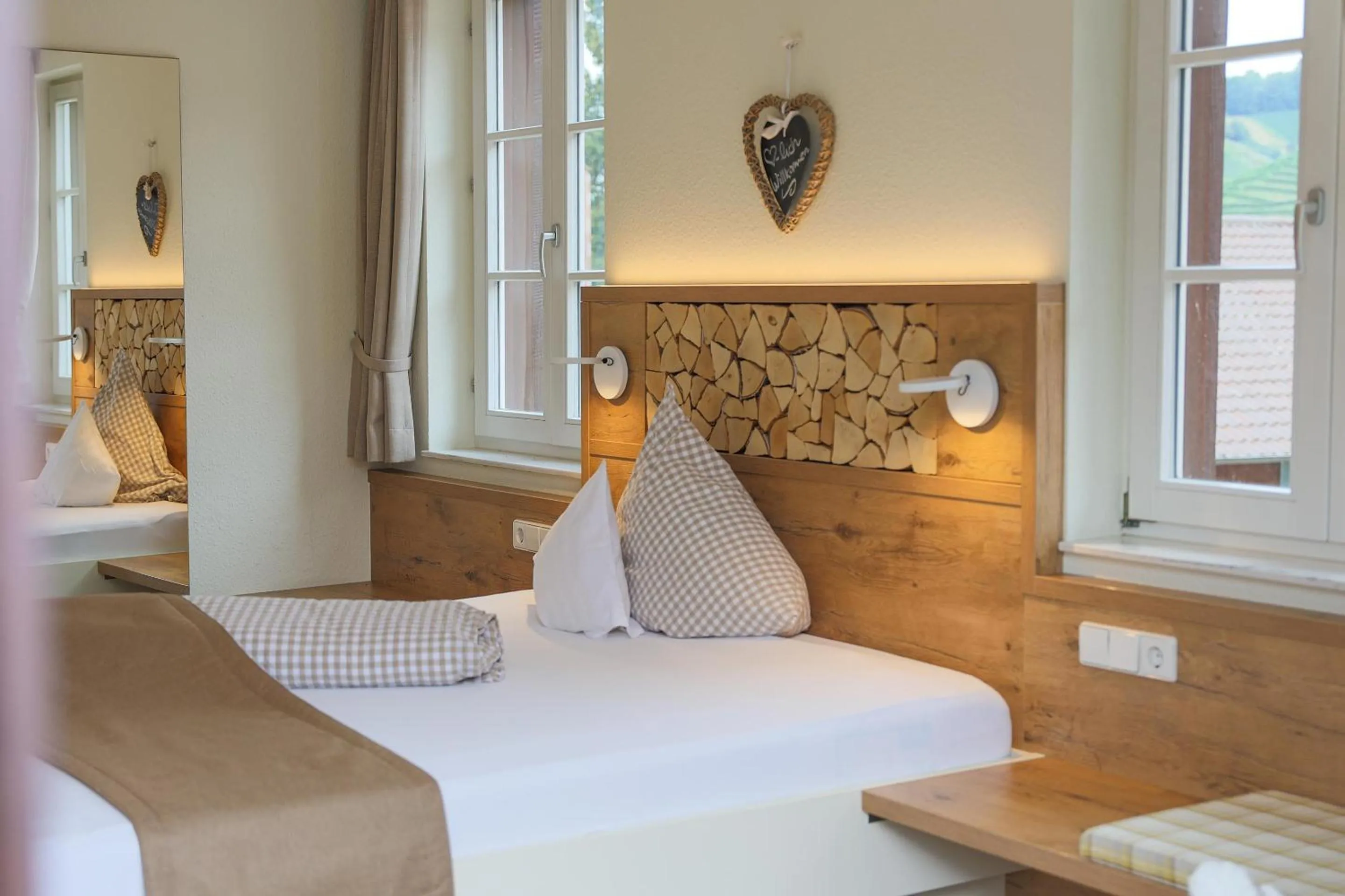 Bed in Hotel-Gasthaus Goldener Engel