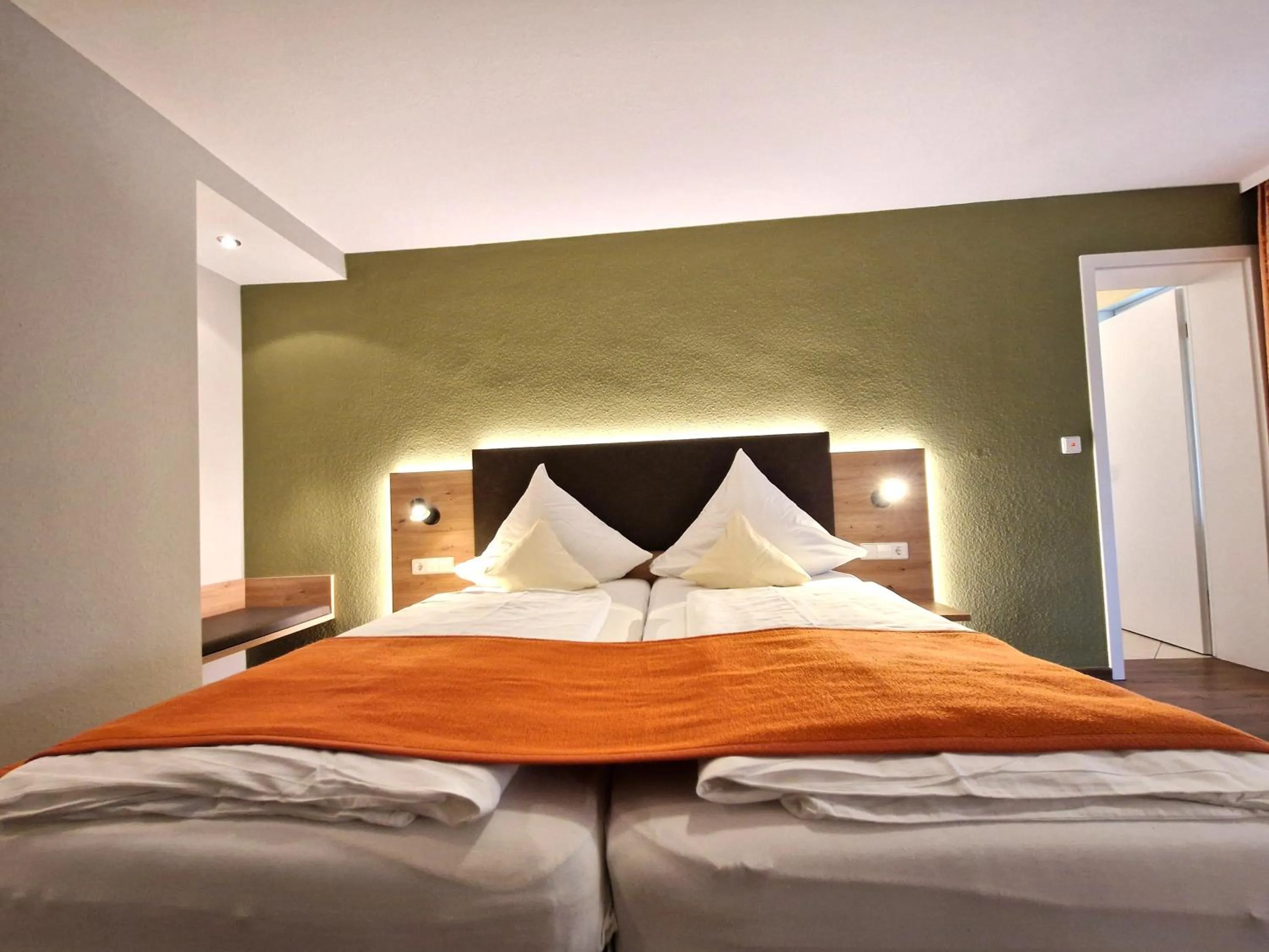 Bed in Hotel-Gasthaus Goldener Engel