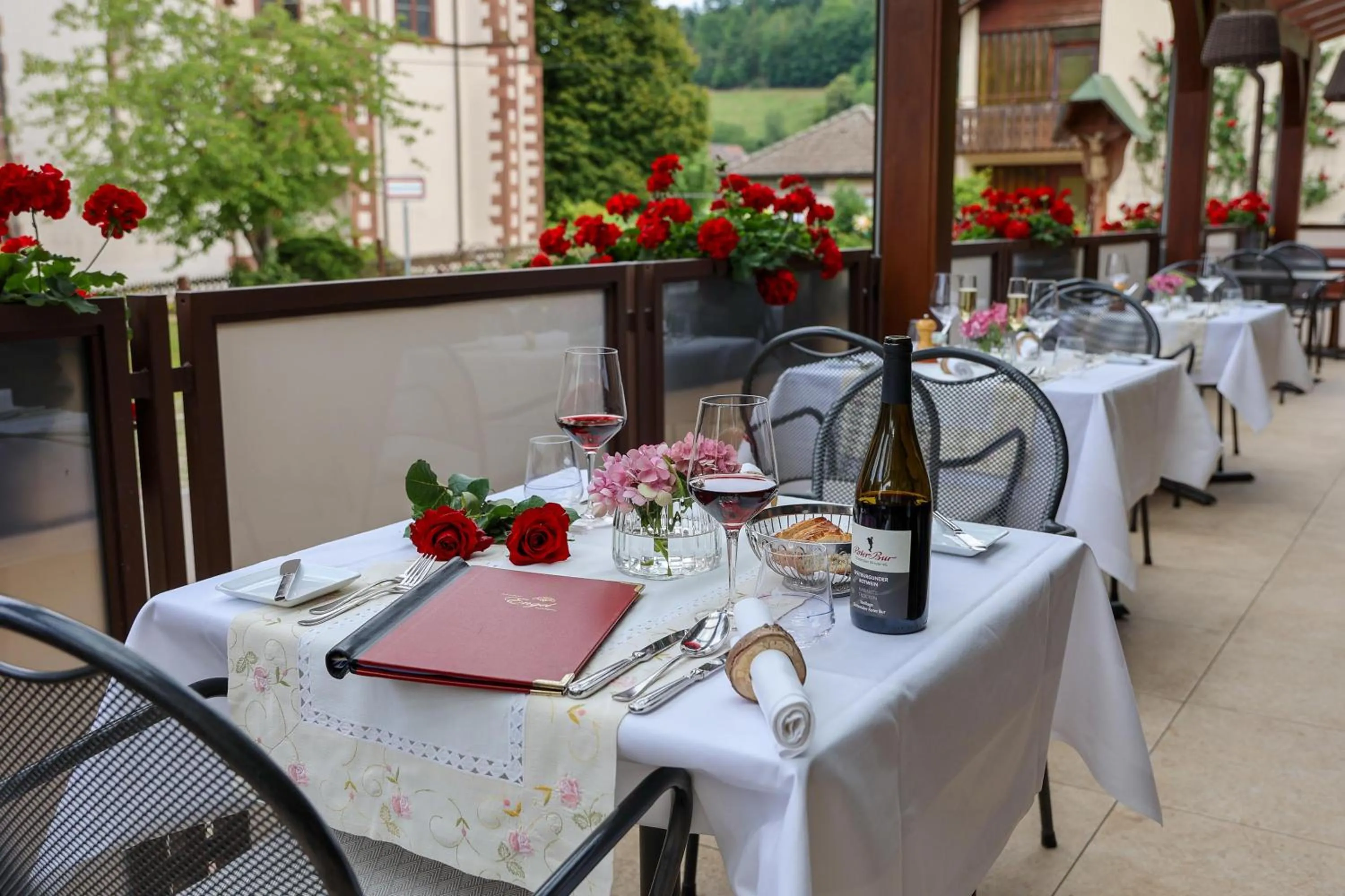 Restaurant/places to eat in Hotel-Gasthaus Goldener Engel