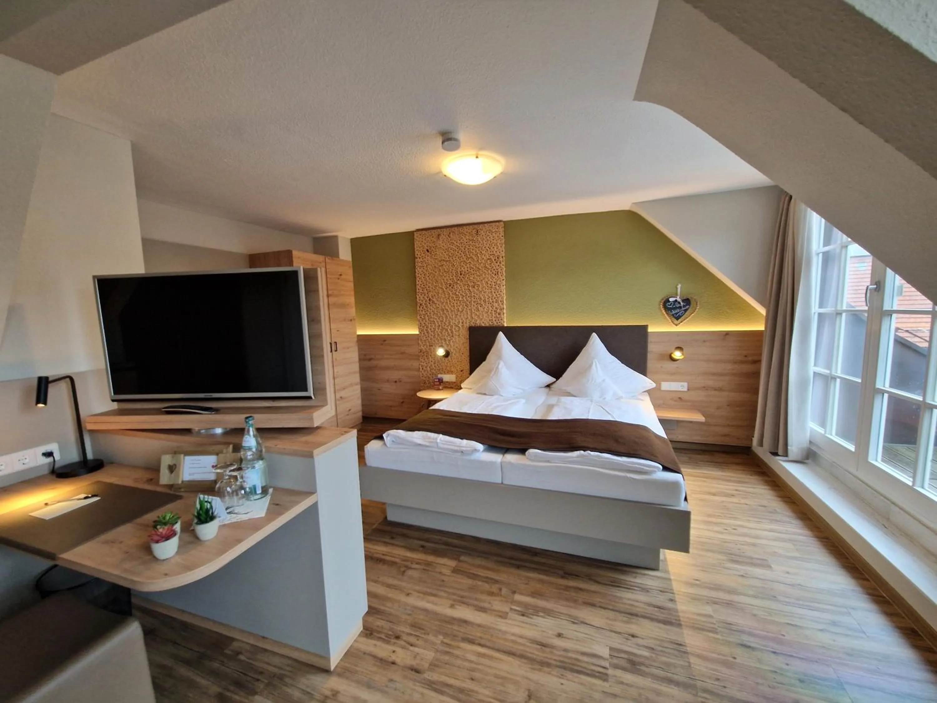 Bed in Hotel-Gasthaus Goldener Engel