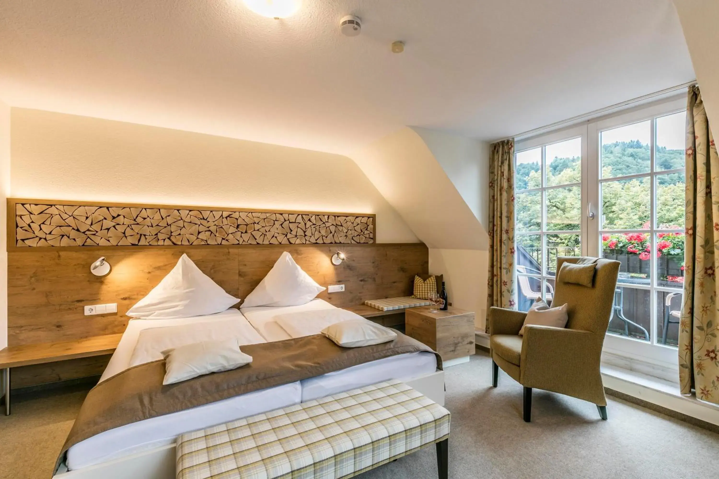 Superior Room - single occupancy in Hotel-Gasthaus Goldener Engel Superior Room - single occupancy in Hotel-Gasthaus Goldener Engel