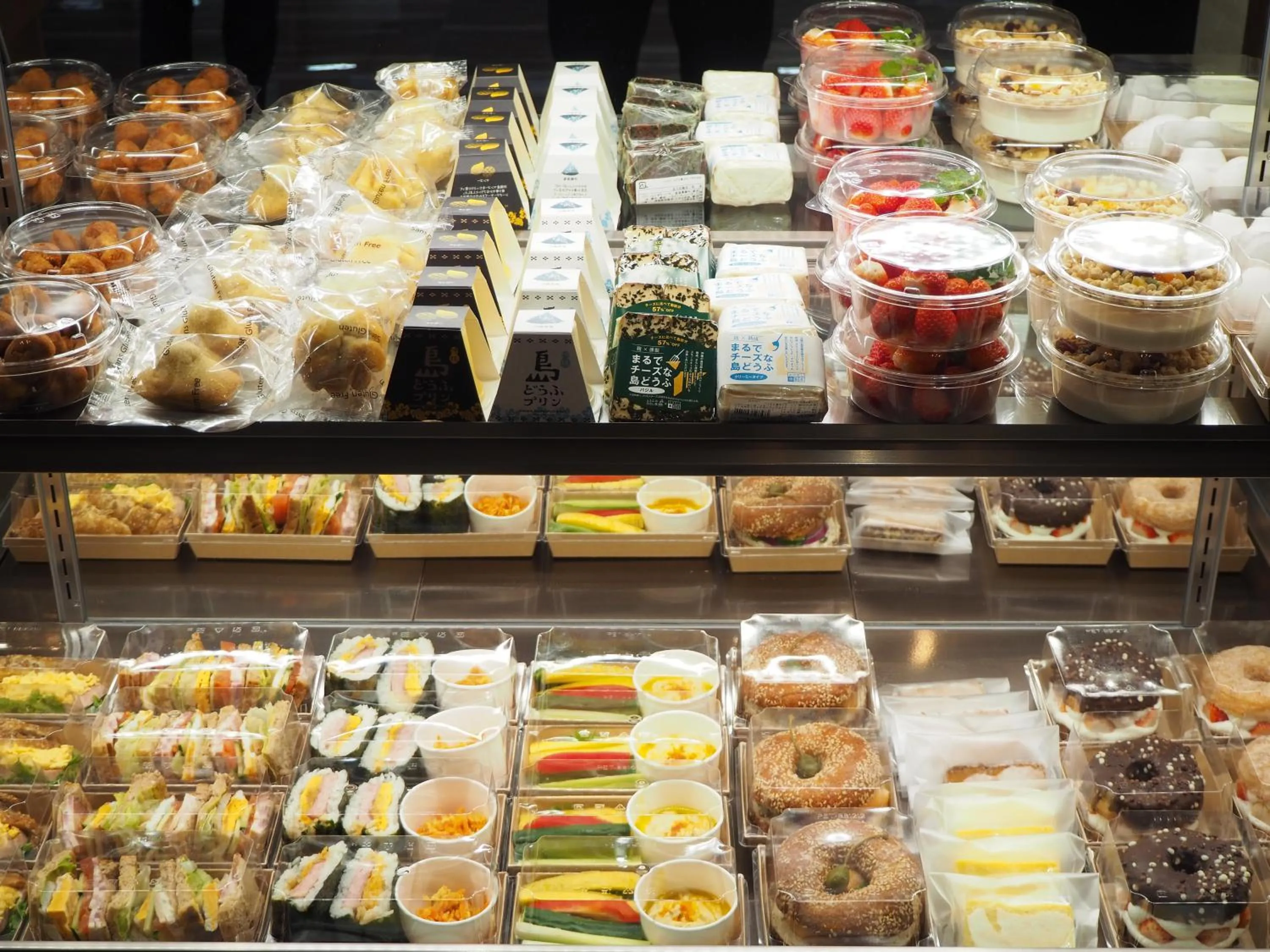 On-site shops in Hiyori Ocean Resort Okinawa