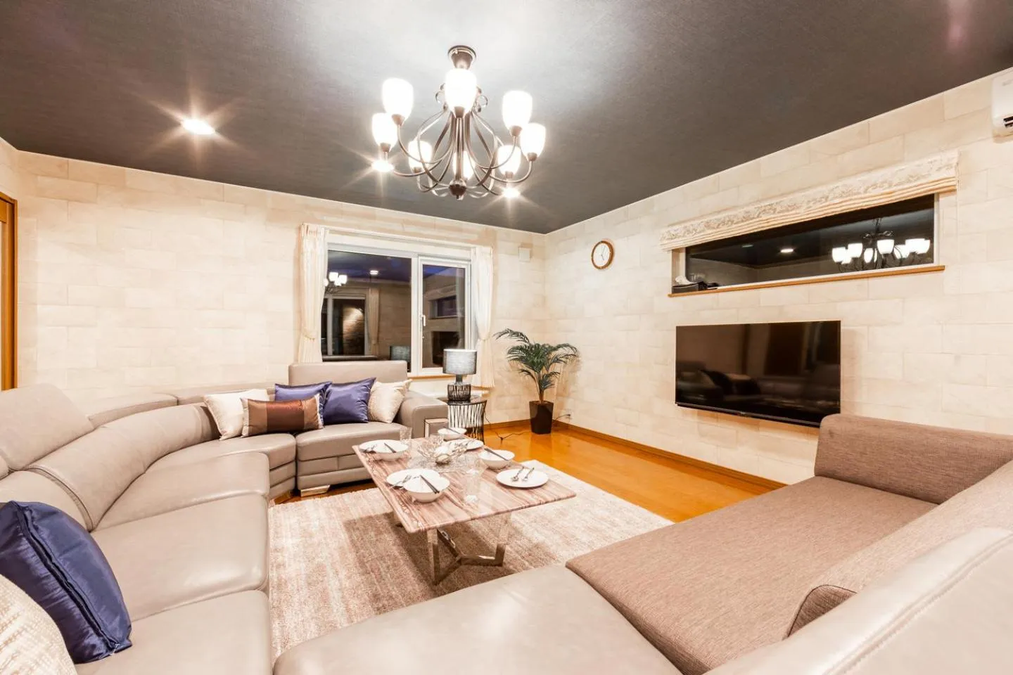 Living room in THE WORLDWIDE HOUSE