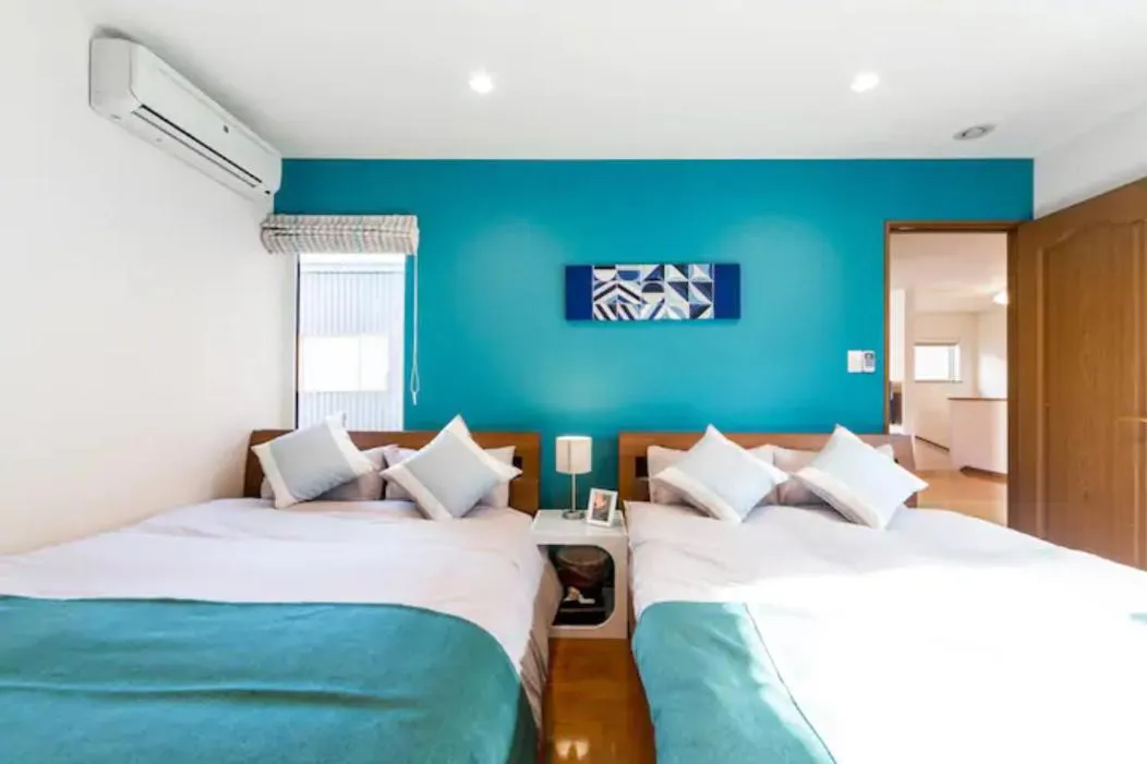 Bedroom, Bed in THE WORLDWIDE HOUSE