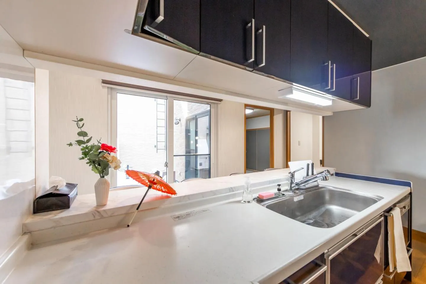 kitchen in THE WORLDWIDE HOUSE