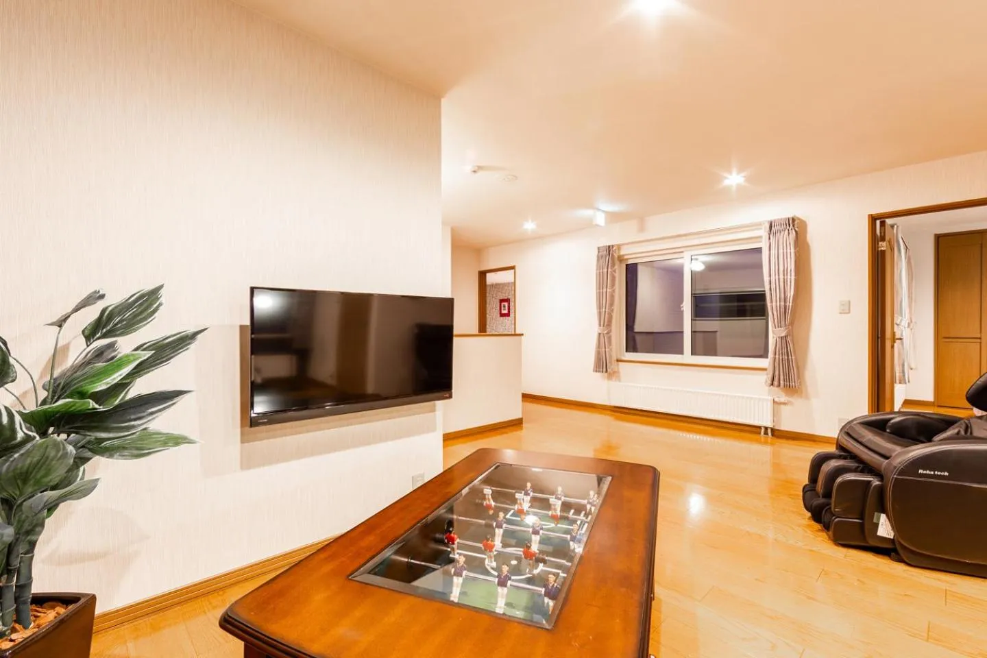 Living room in THE WORLDWIDE HOUSE