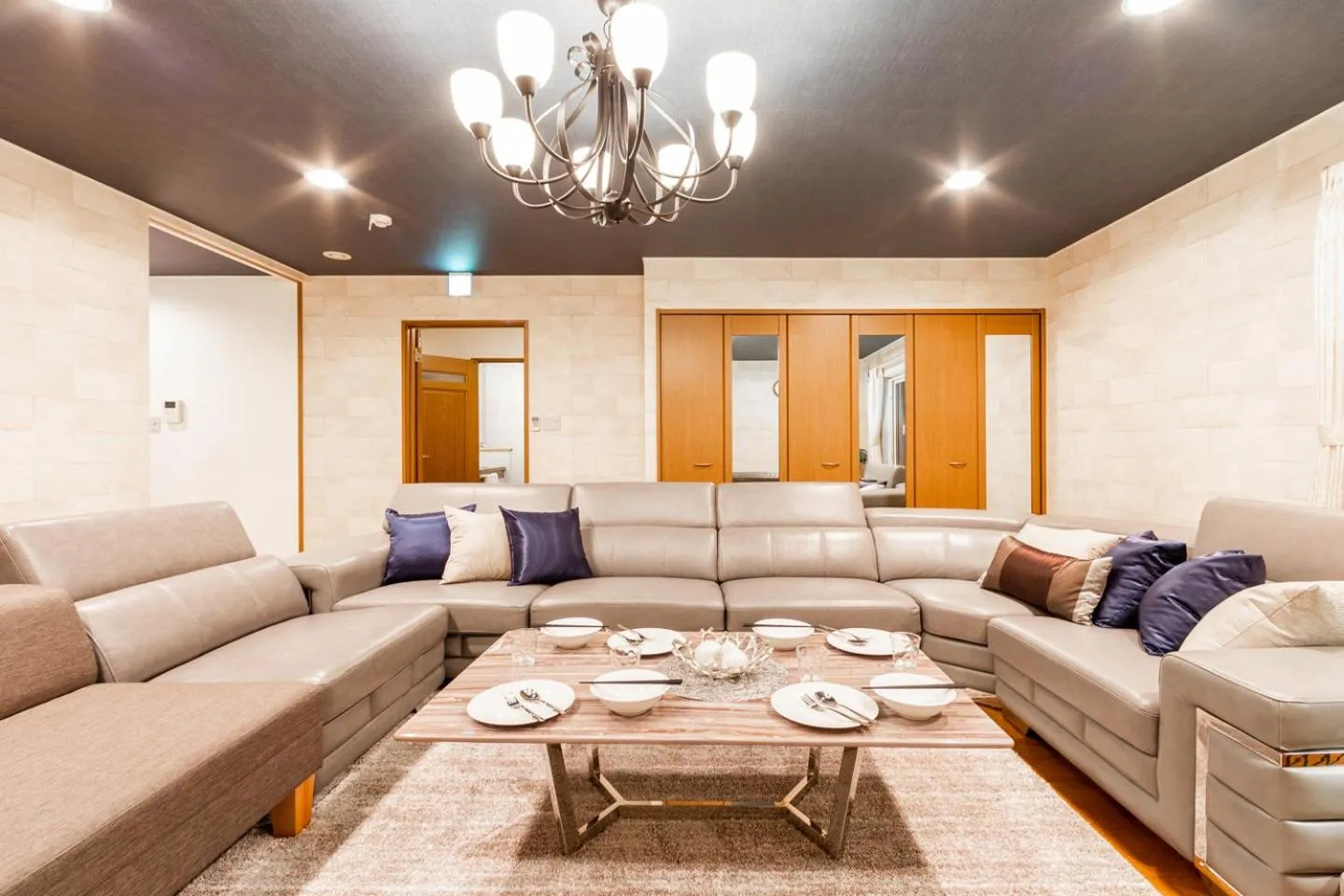 Living room in THE WORLDWIDE HOUSE