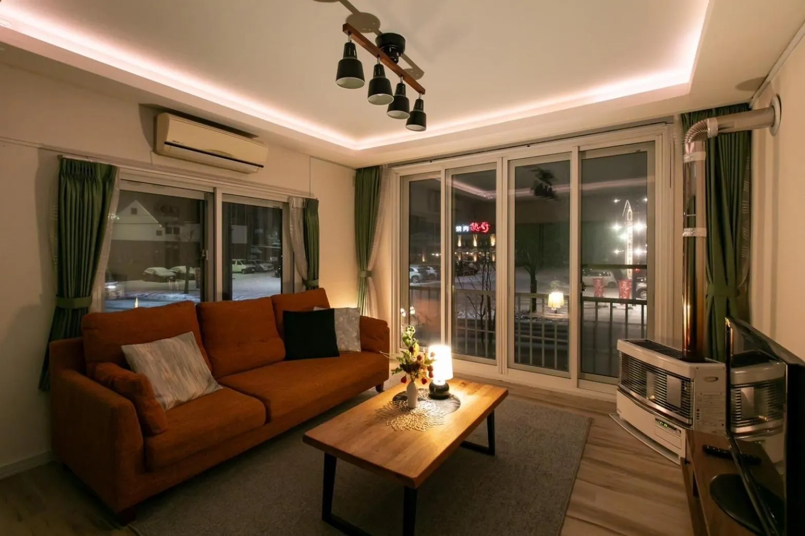 TV and multimedia in THE SUNLIGHT