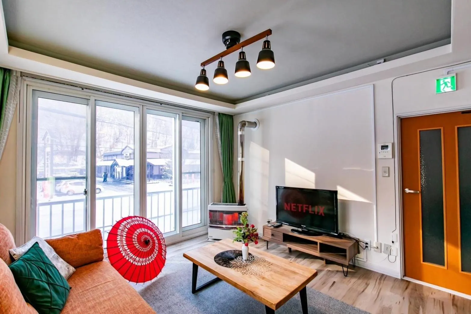 TV and multimedia in THE SUNLIGHT