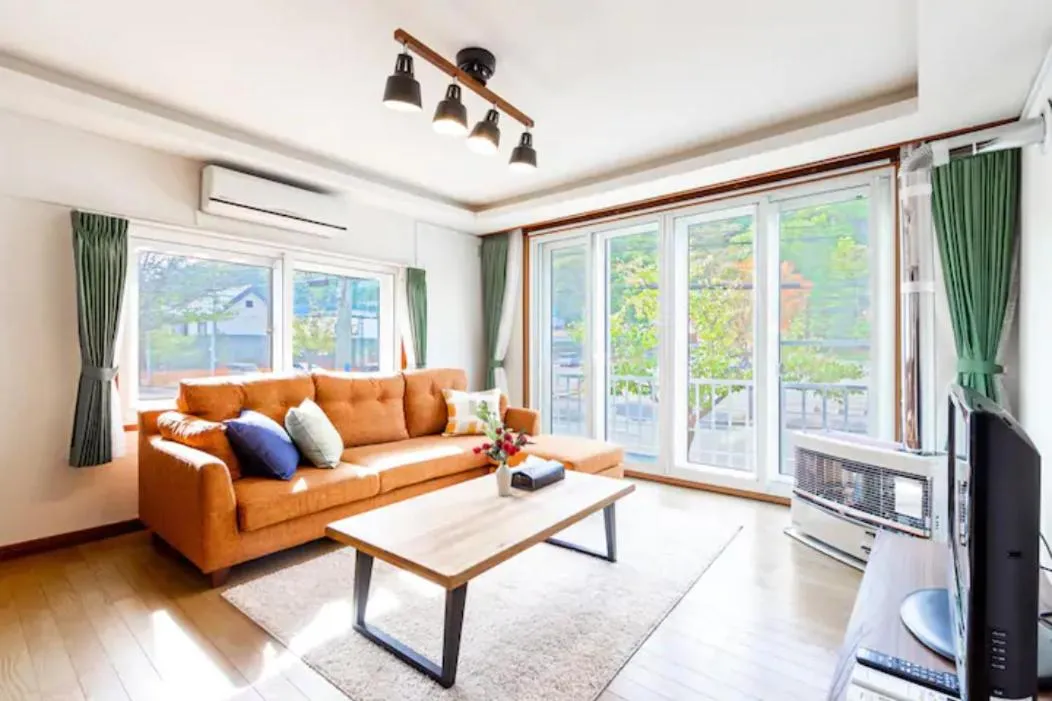 Living room in THE SUNLIGHT