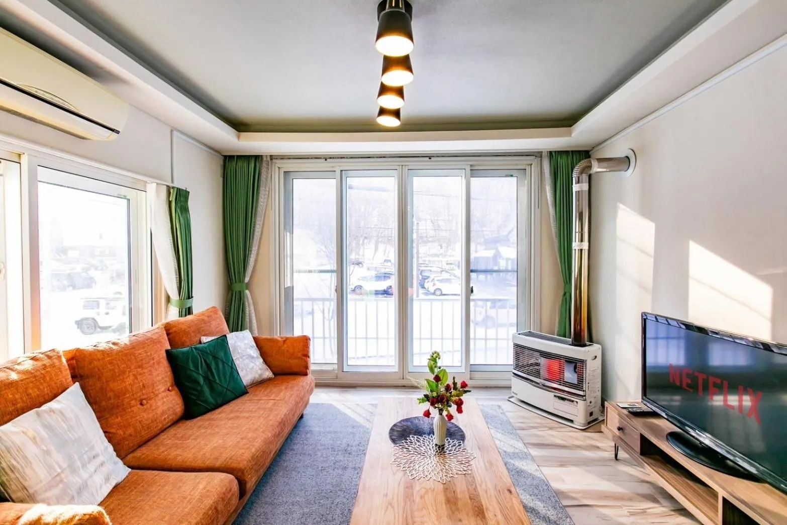 TV and multimedia in THE SUNLIGHT