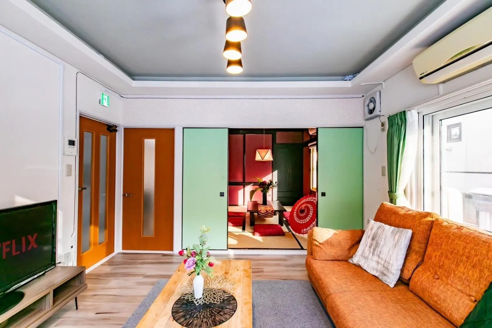 TV and multimedia in THE SUNLIGHT