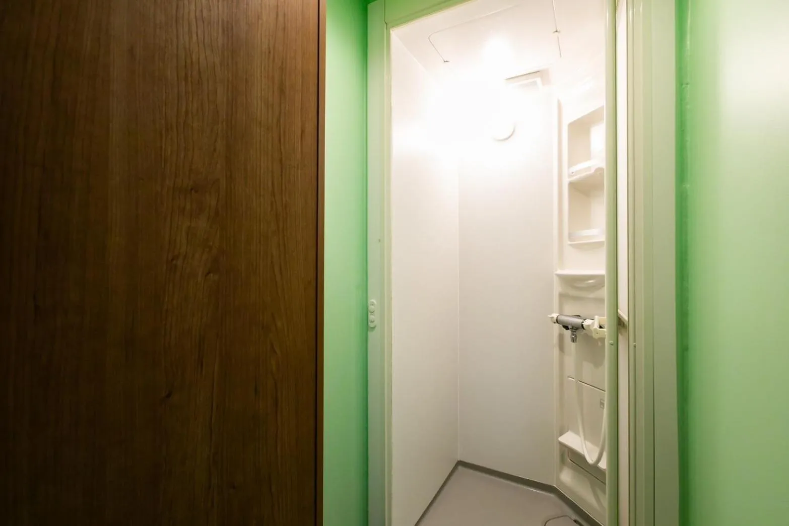 Shower in THE SUNLIGHT