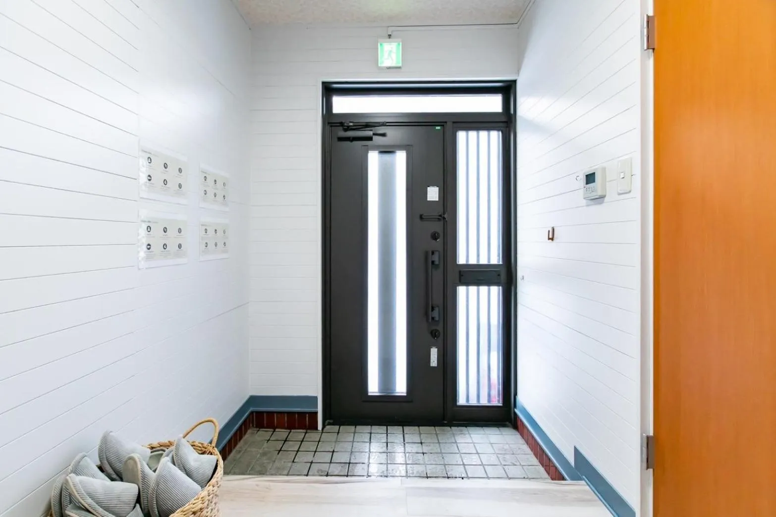 Facade/entrance in THE SUNLIGHT